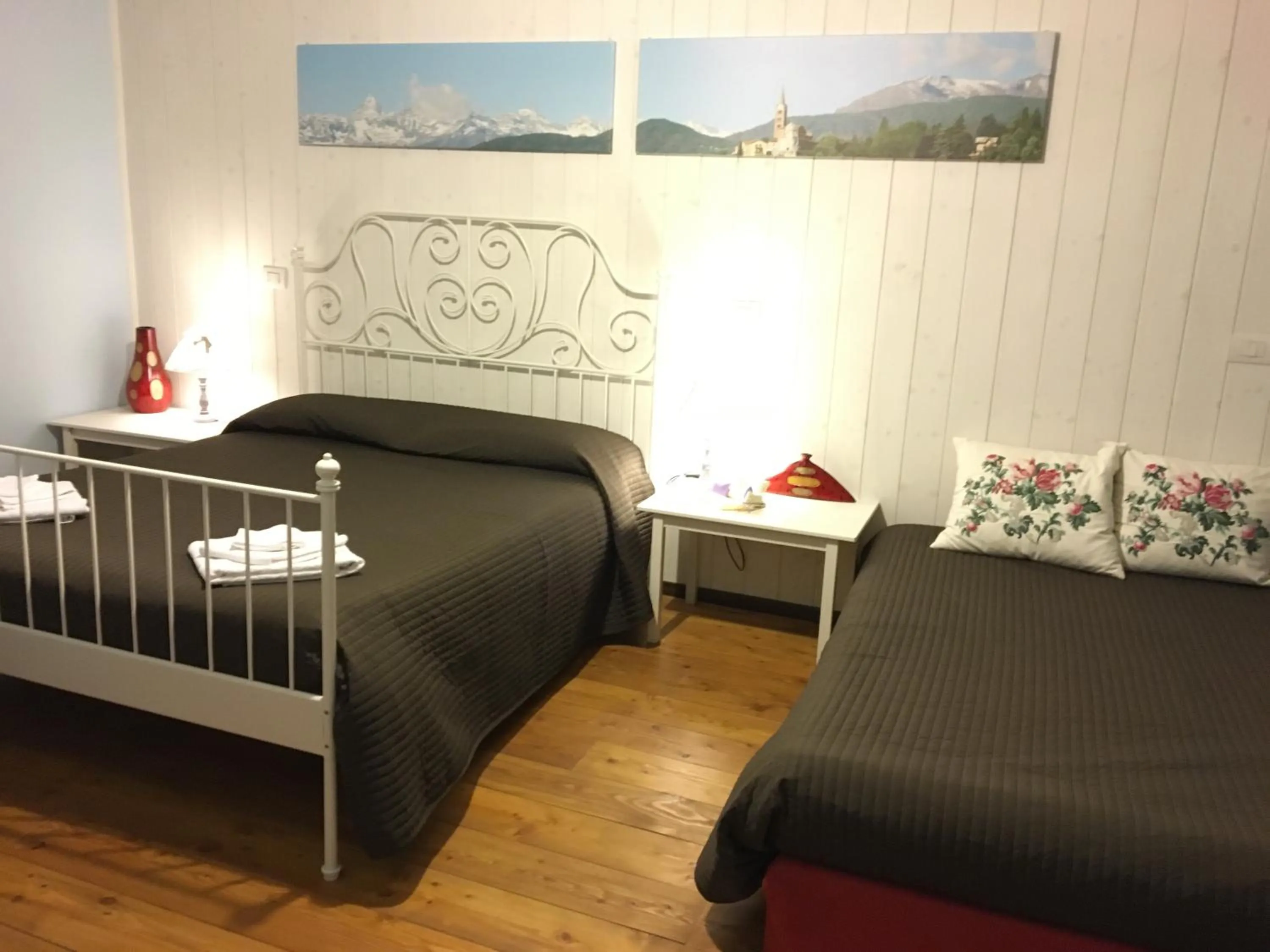 Photo of the whole room, Bed in Quattro Gatti