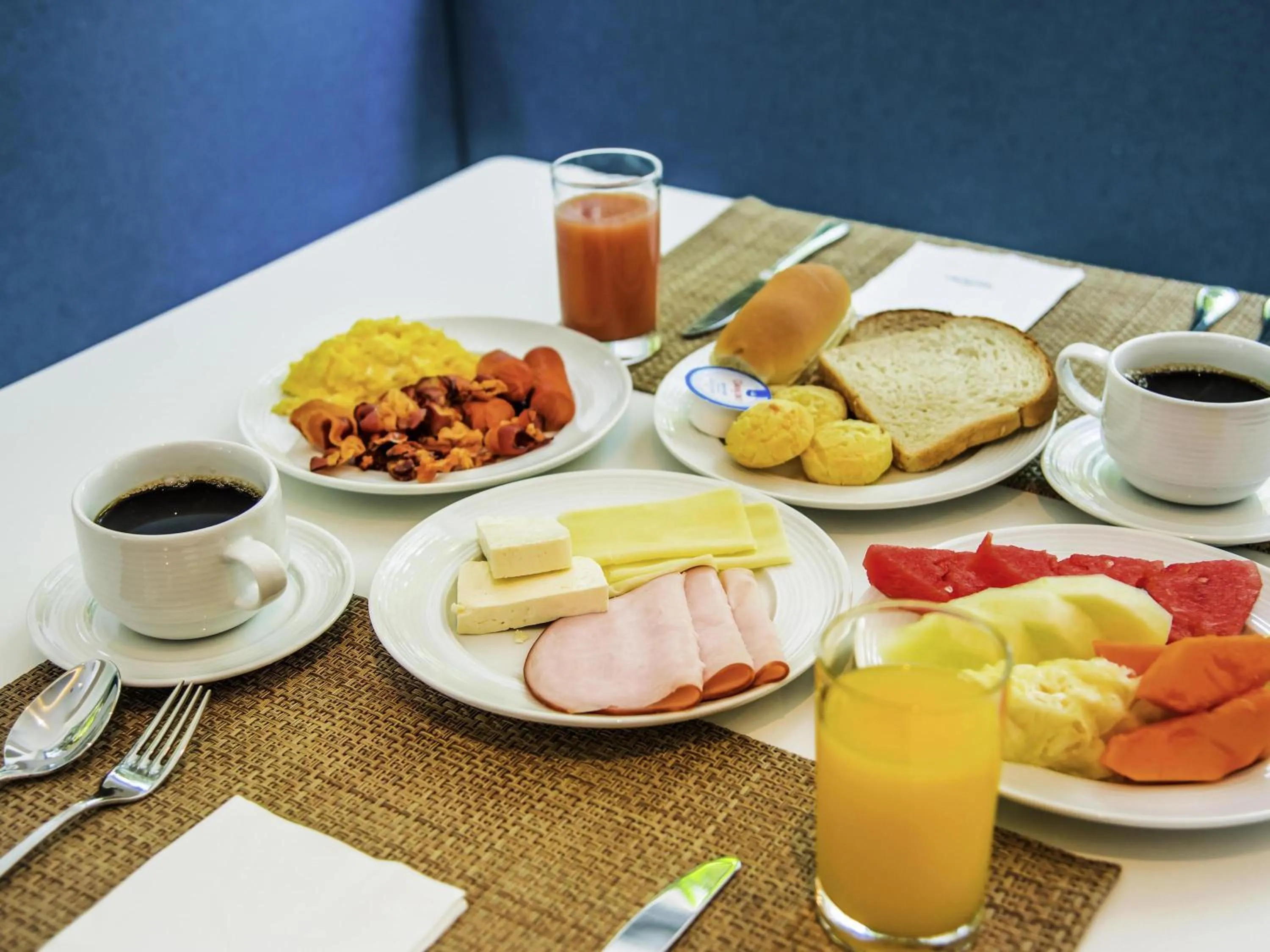 Breakfast in Novotel Massy Palaiseau