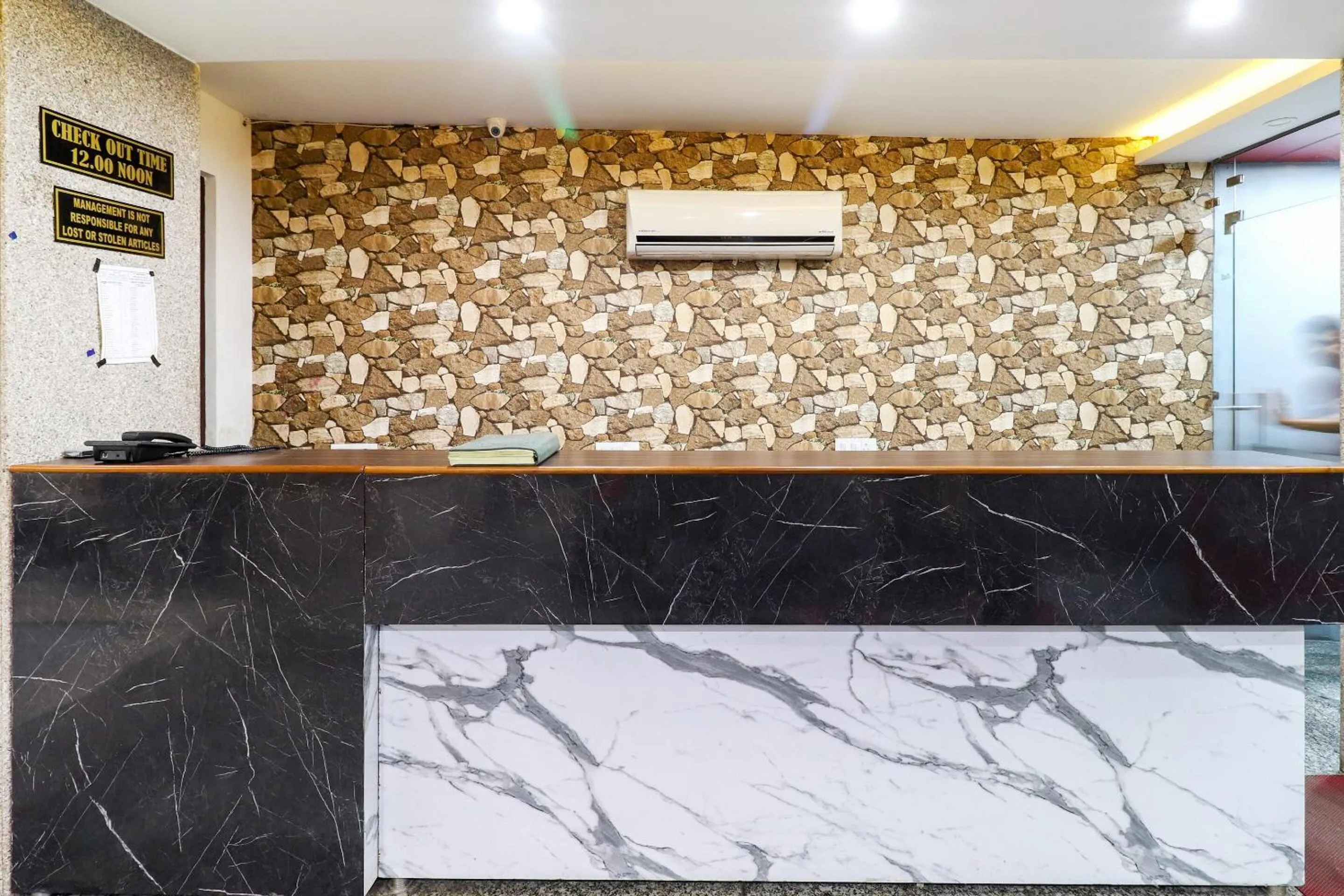 Lobby or reception in Hotel O 62748 Hotel Zeenat