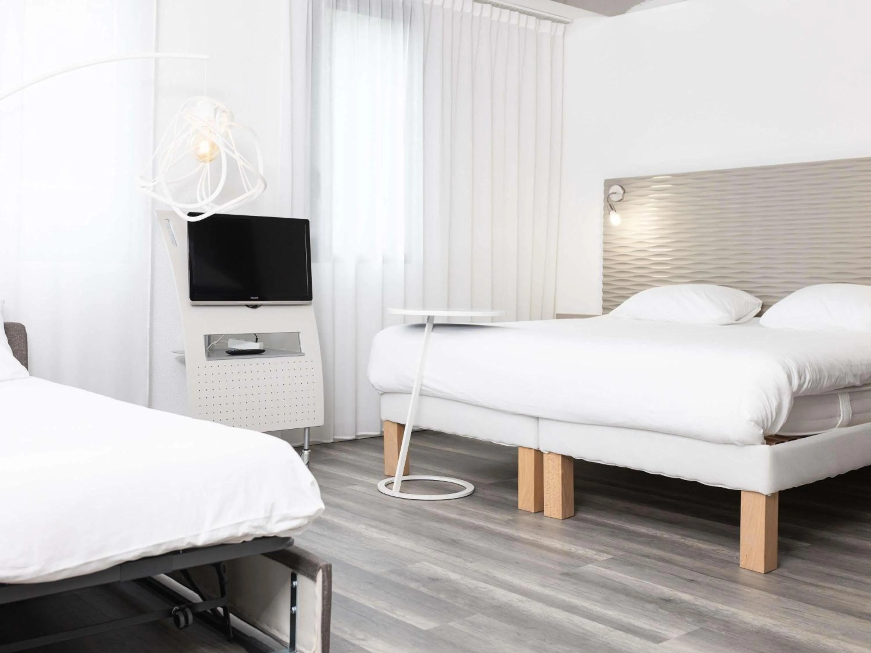 Bedroom, Bed in ibis Styles Lille Aéroport