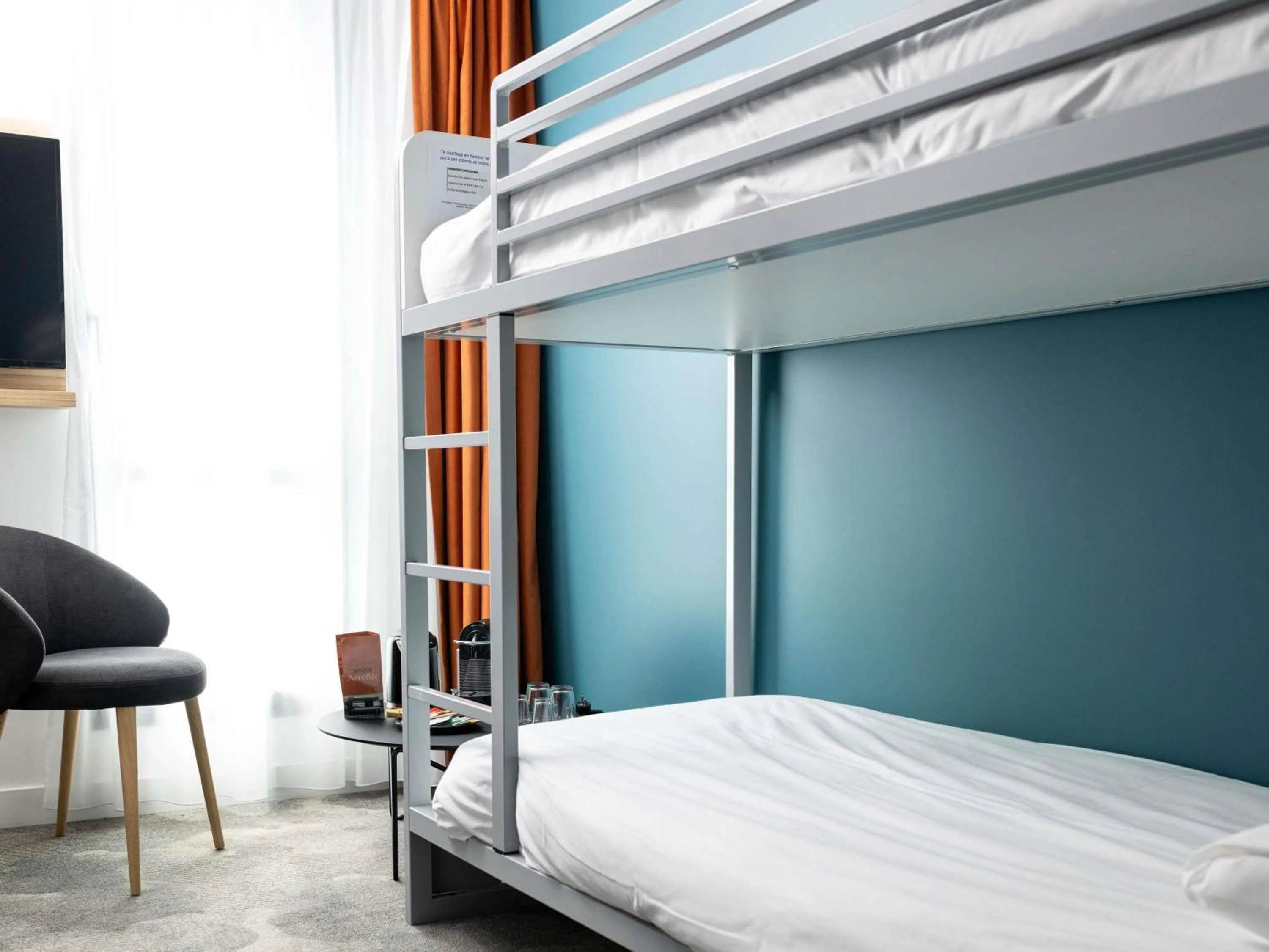 Bedroom, Bed in ibis Styles Lille Aéroport