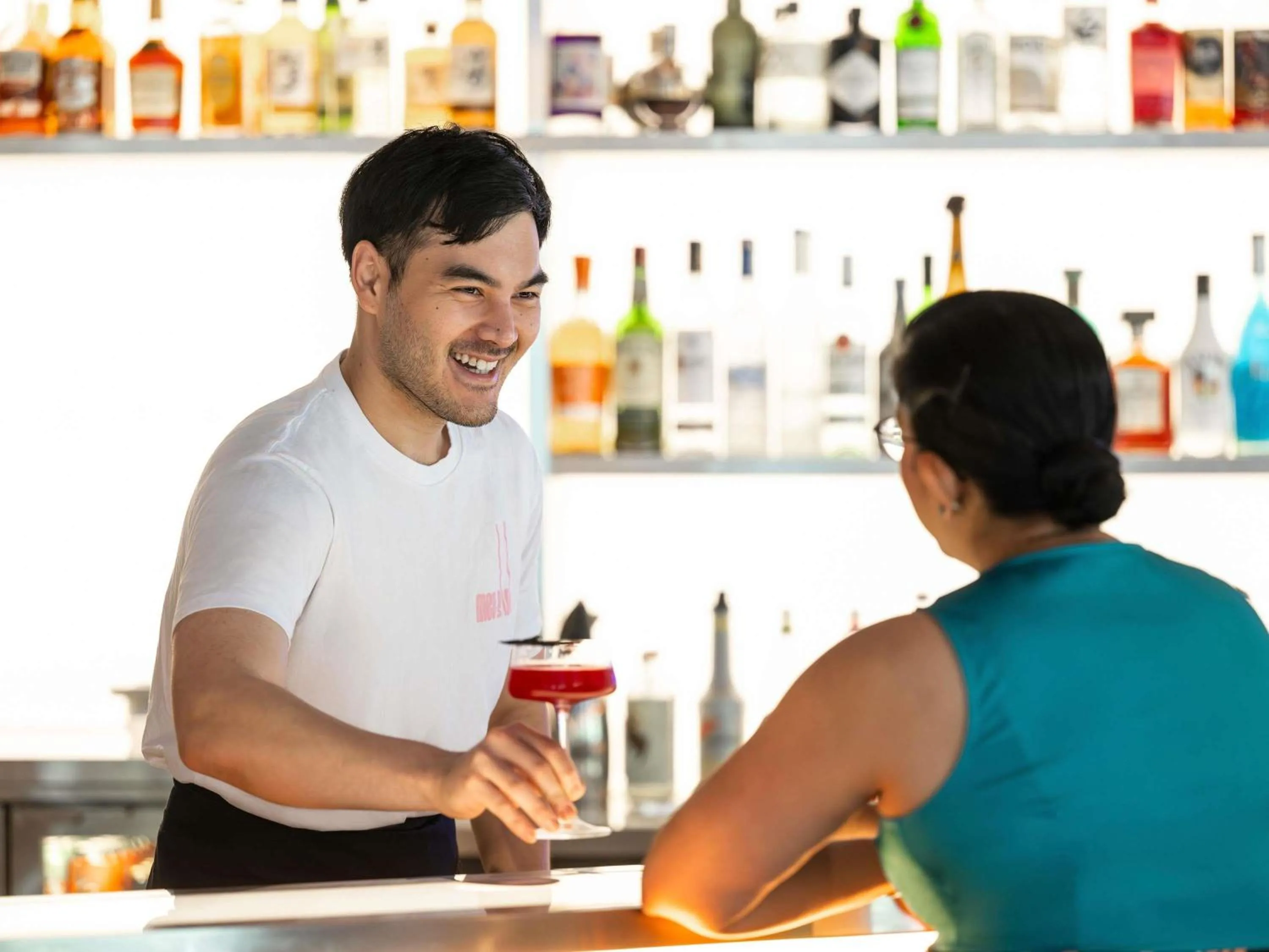 Lounge or bar in ibis Styles Lille Aéroport