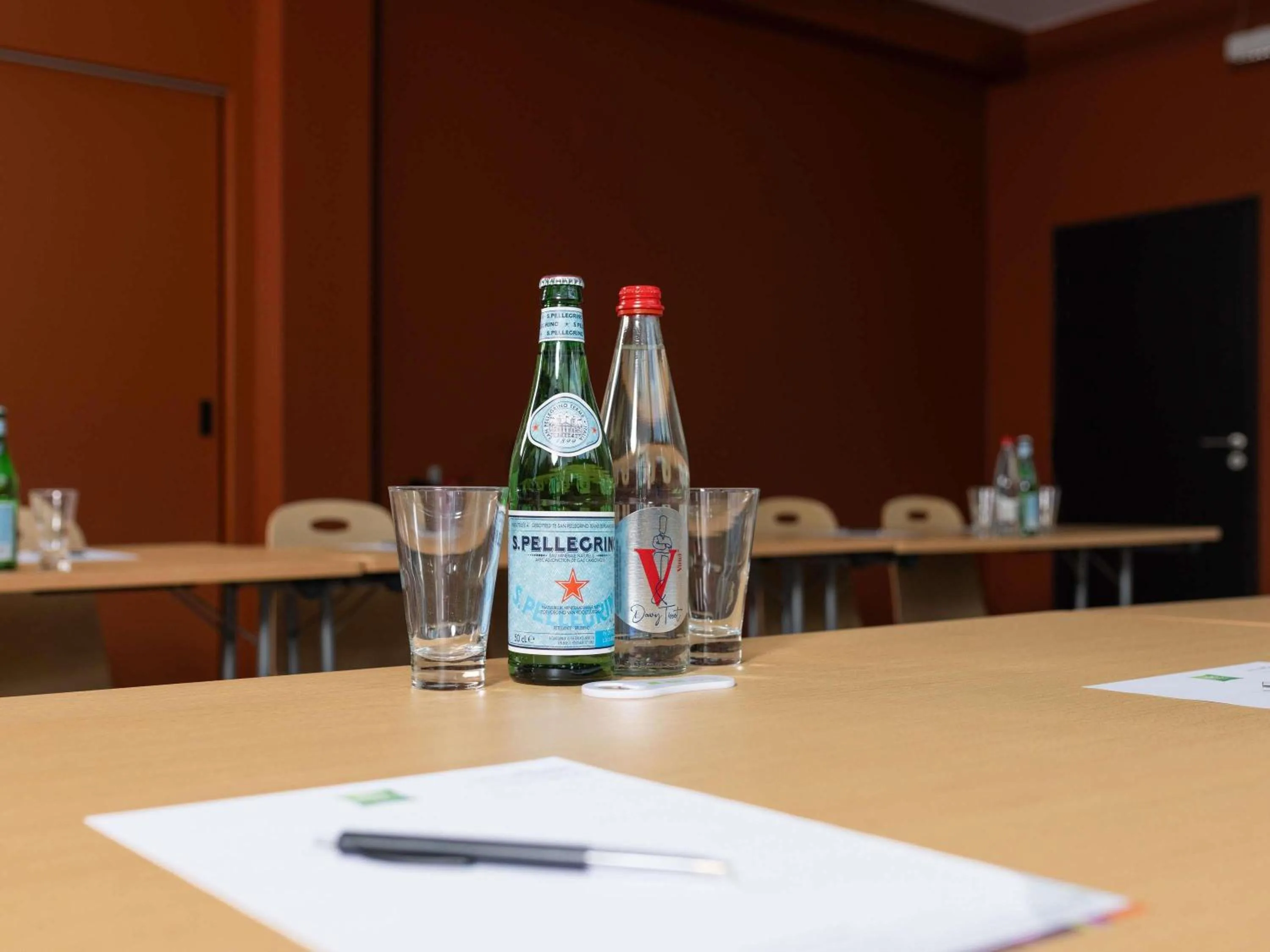 Meeting/conference room in ibis Styles Lille Aéroport