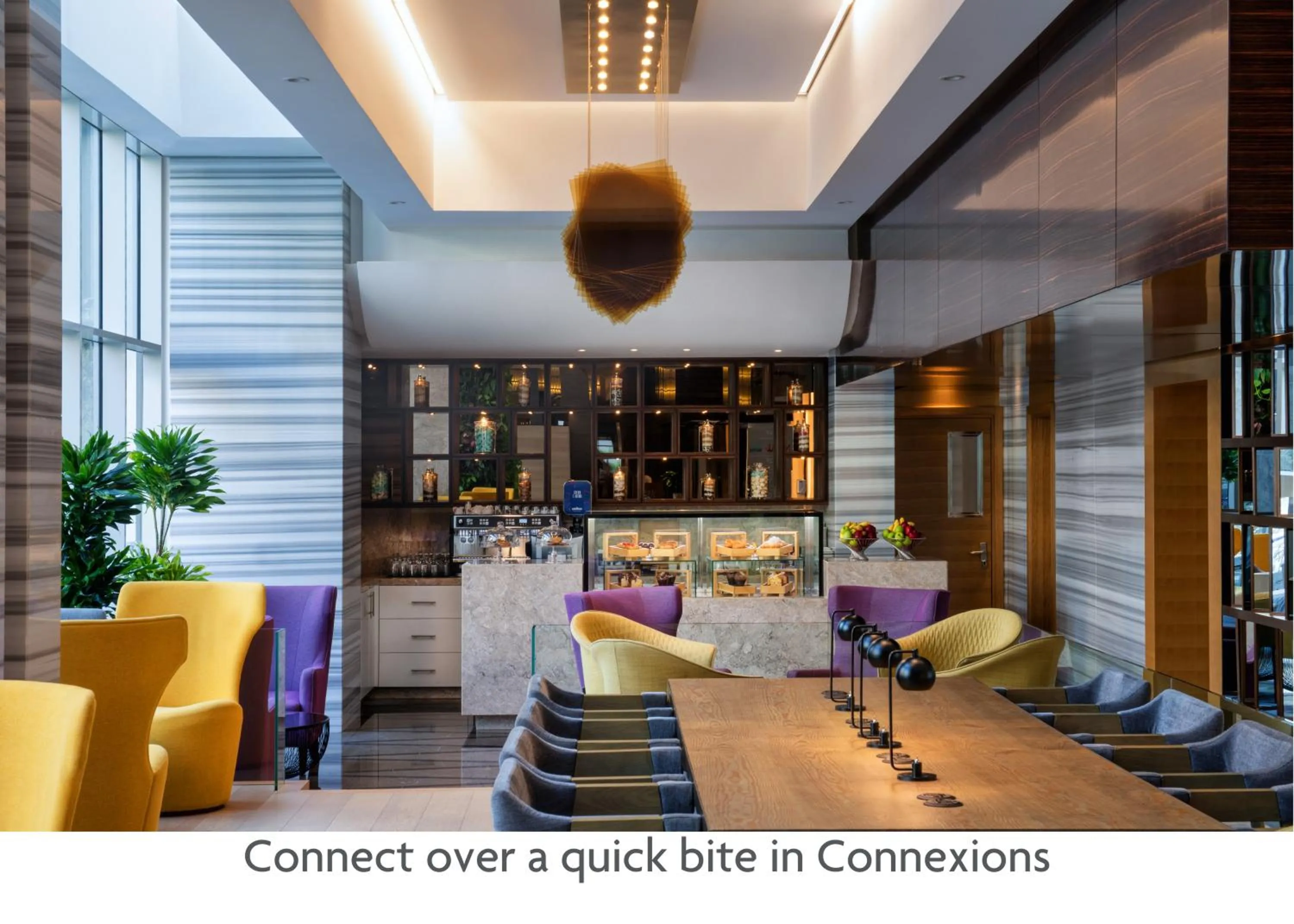 Lounge or bar in Crowne Plaza Dubai Marina by IHG