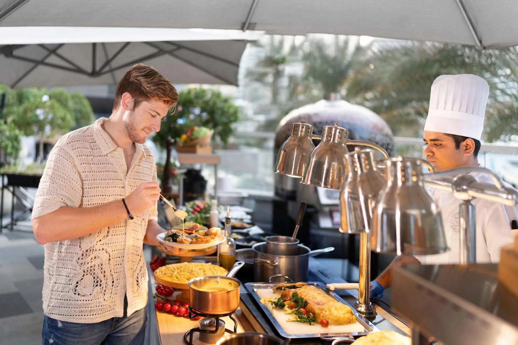 Restaurant/places to eat in Crowne Plaza Dubai Marina by IHG