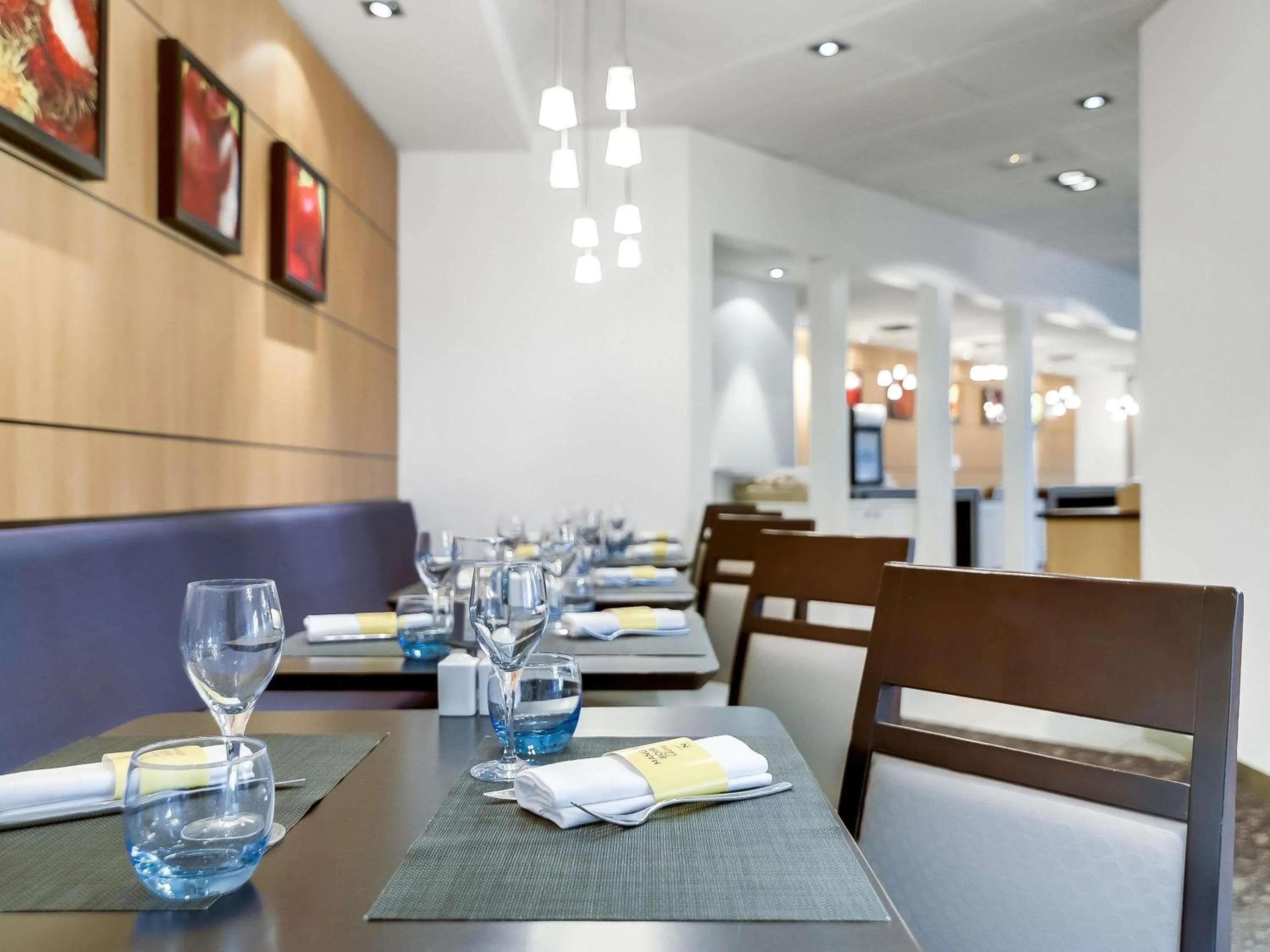 Restaurant/places to eat in Novotel Paris Orly Rungis Aéroport