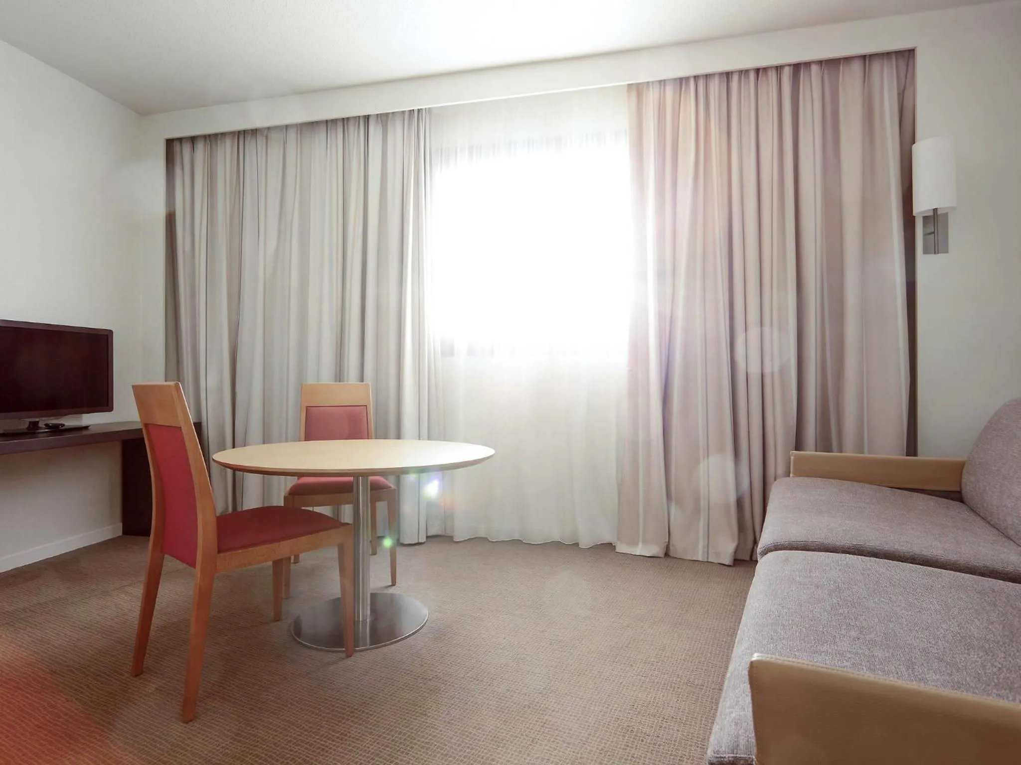 Bedroom, Bed in Novotel Atria Nimes Centre