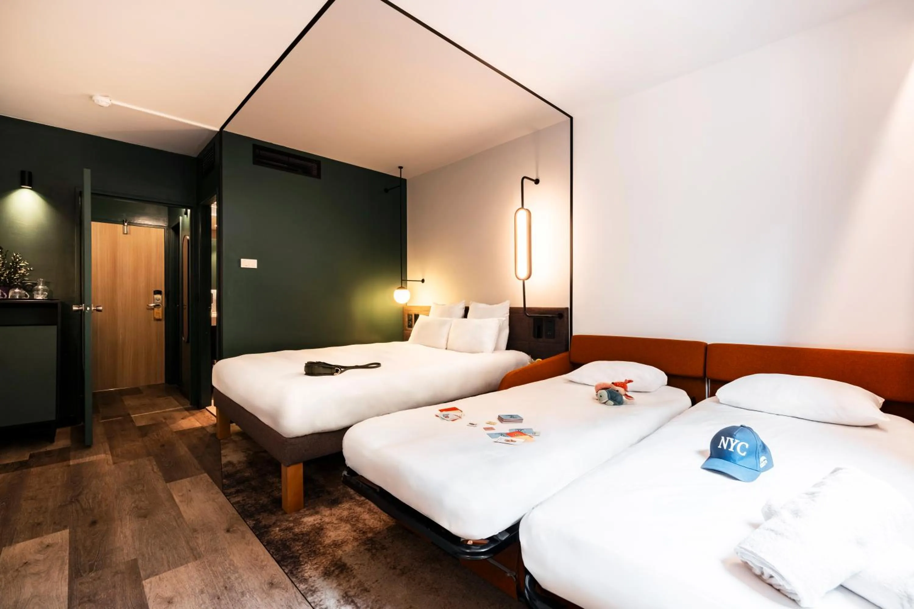 children, Bed in Novotel Atria Nimes Centre