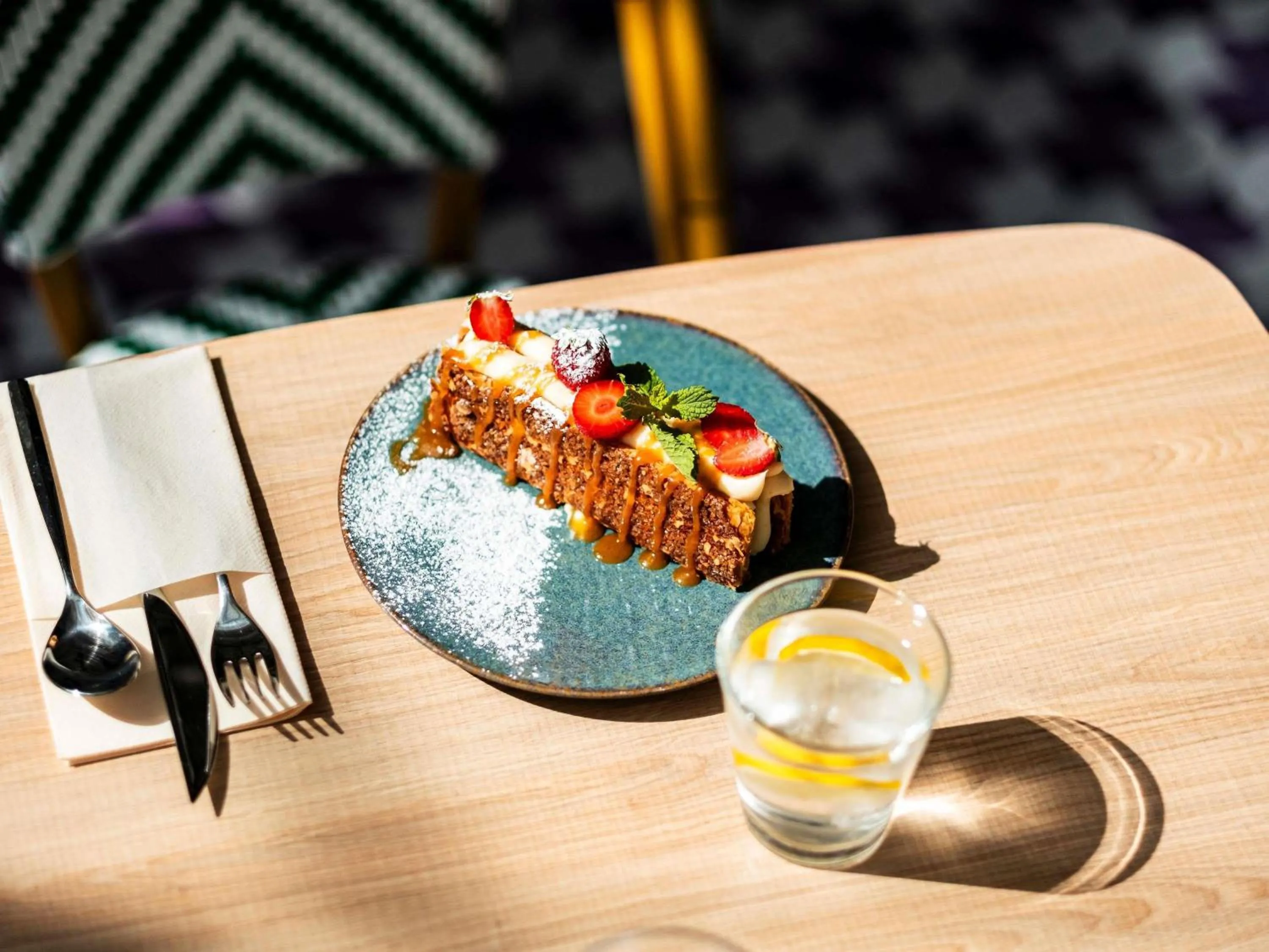 Restaurant/places to eat in Novotel Atria Nimes Centre