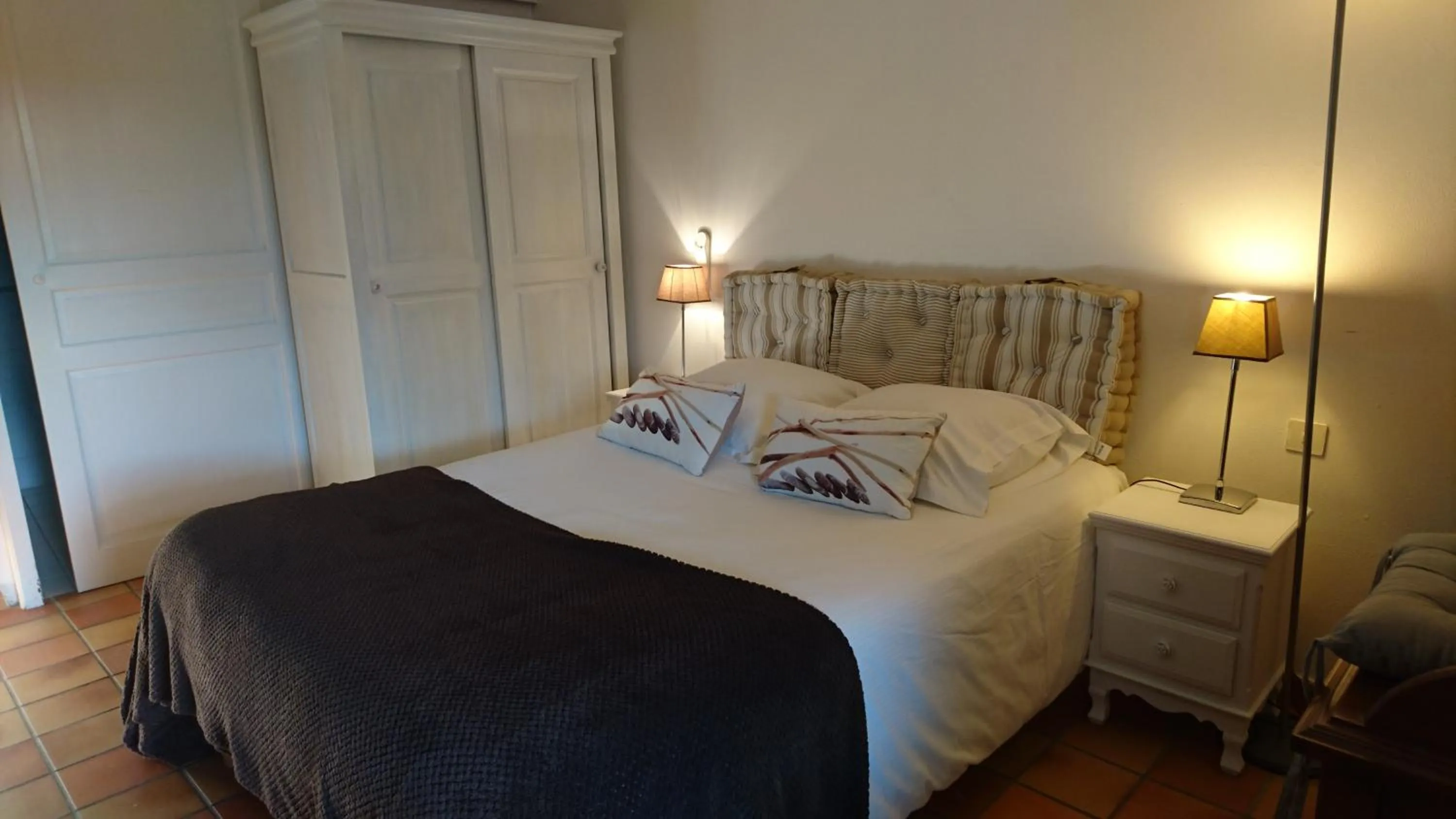 Photo of the whole room, Bed in Hotel La Bastie d'Urfé