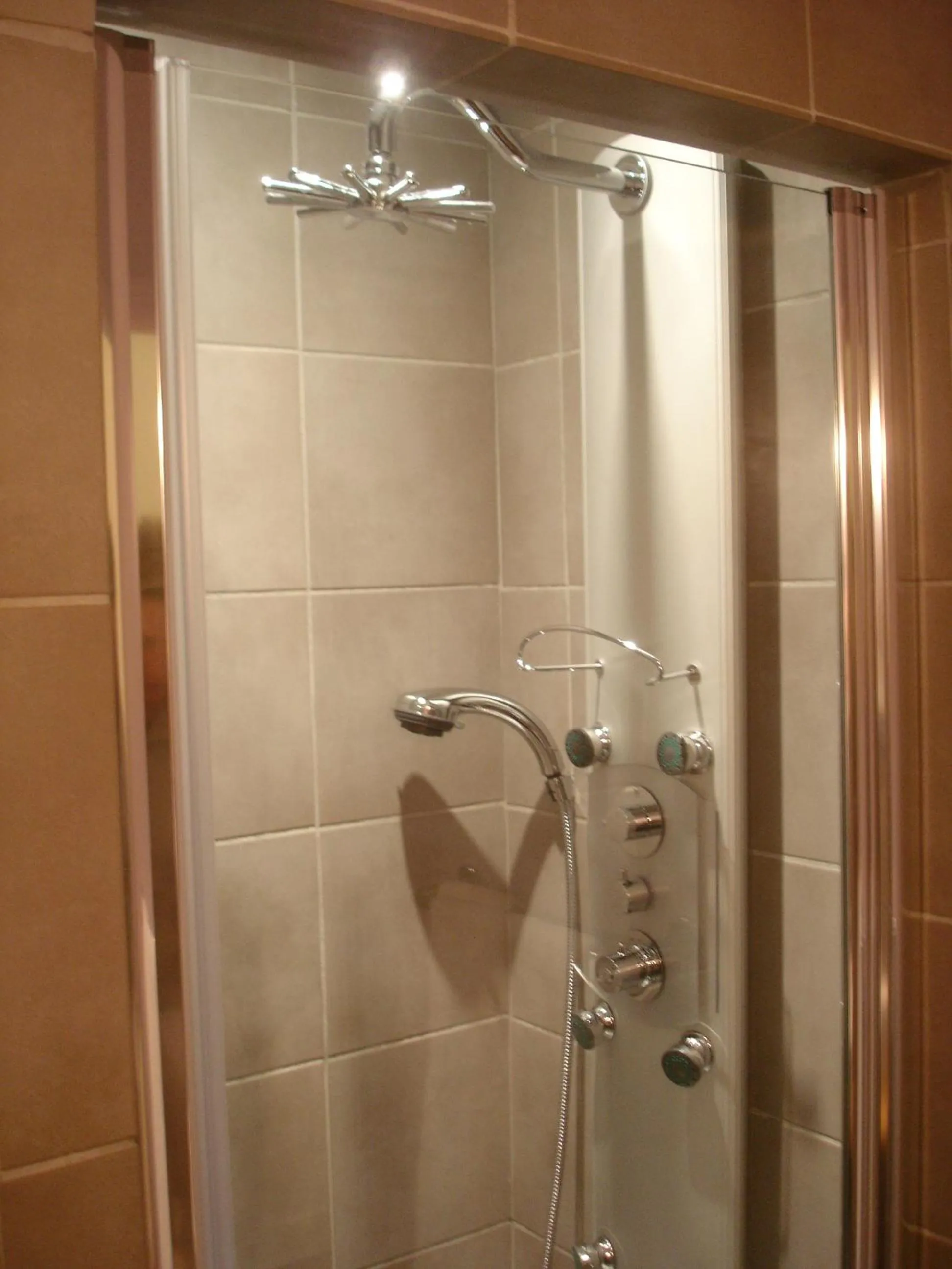 Bathroom in Hotel La Bastie d'Urfé