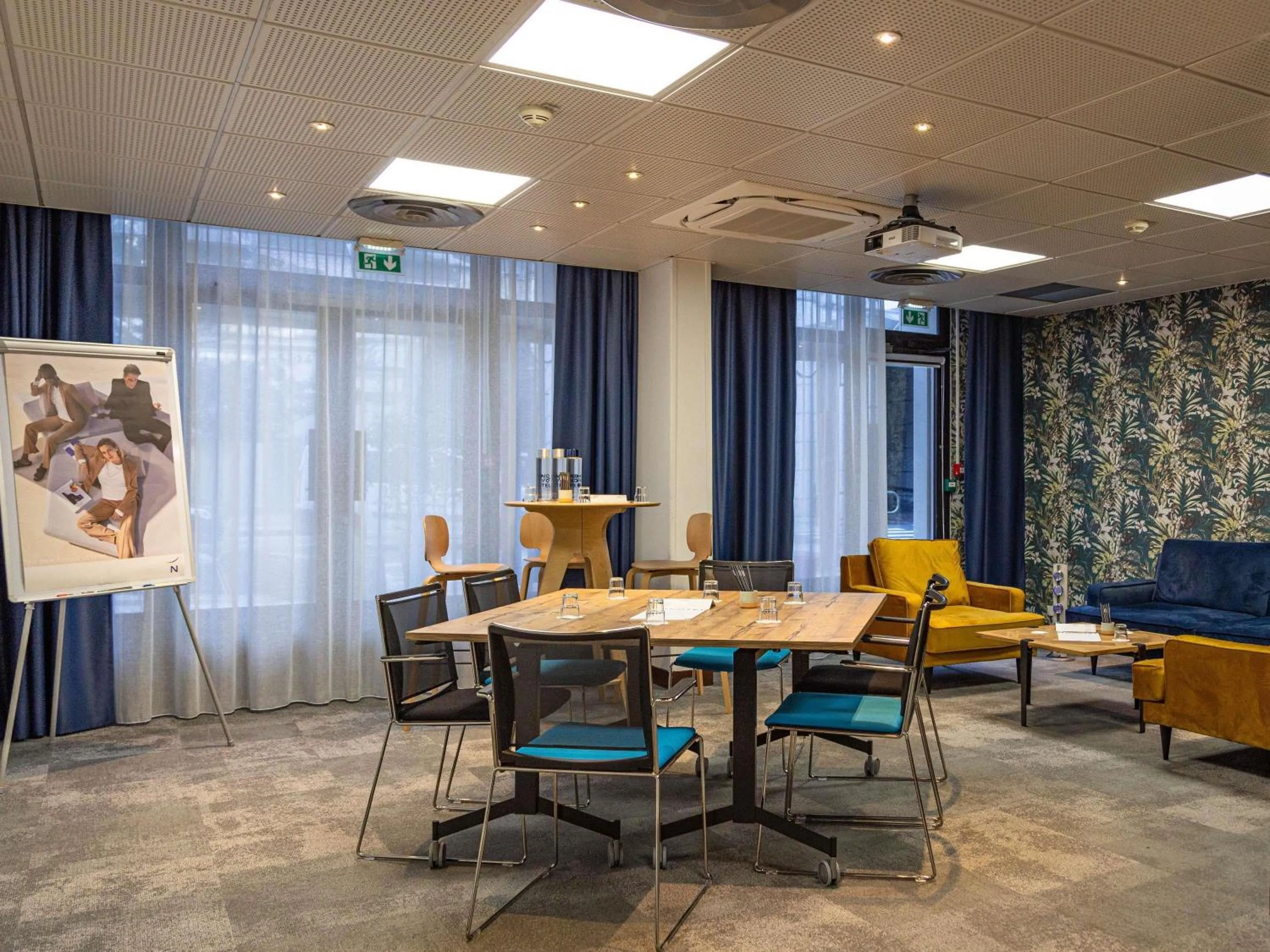 Meeting/conference room in Novotel Paris Pont De Sevres