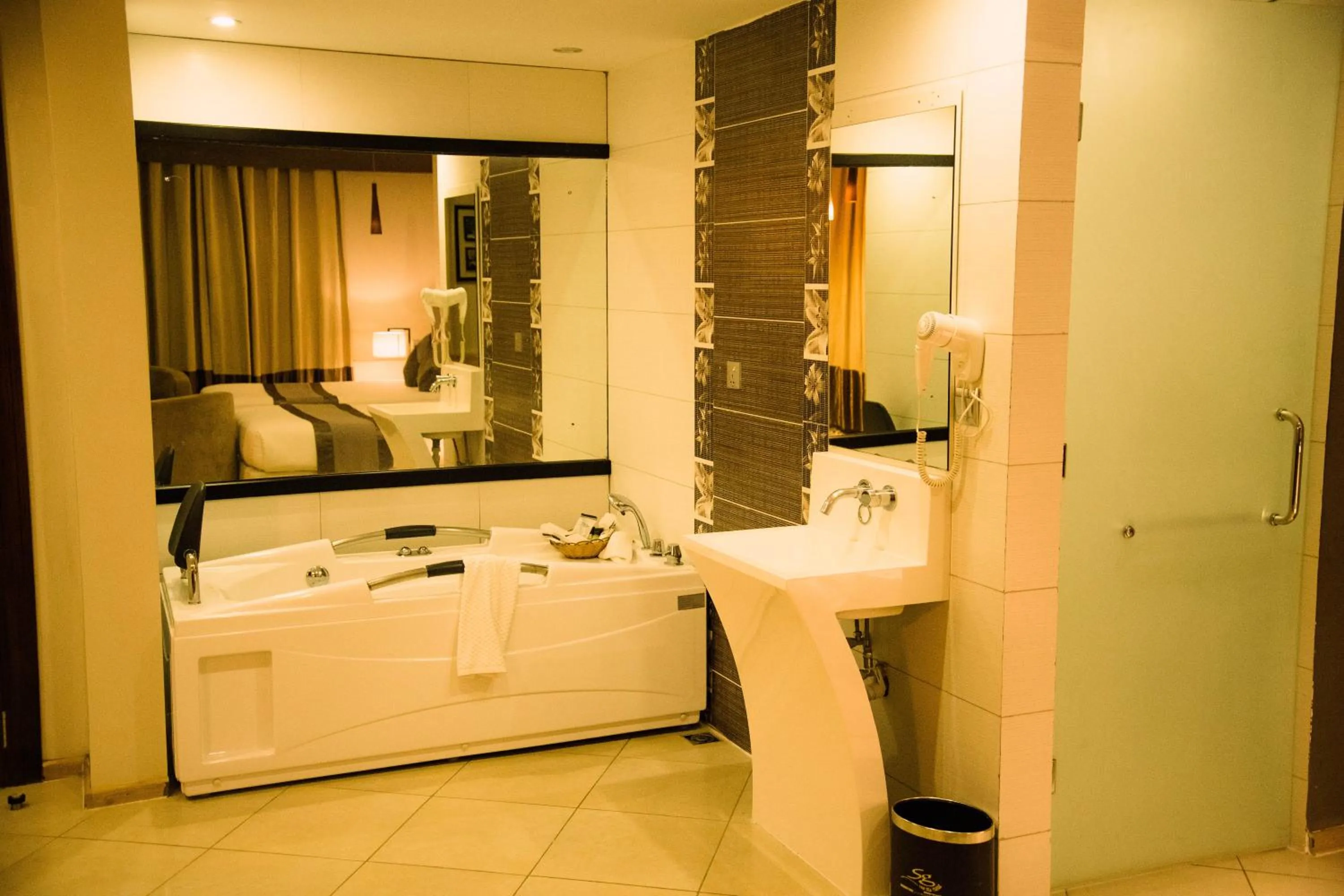 Bath in SG Premium Resort