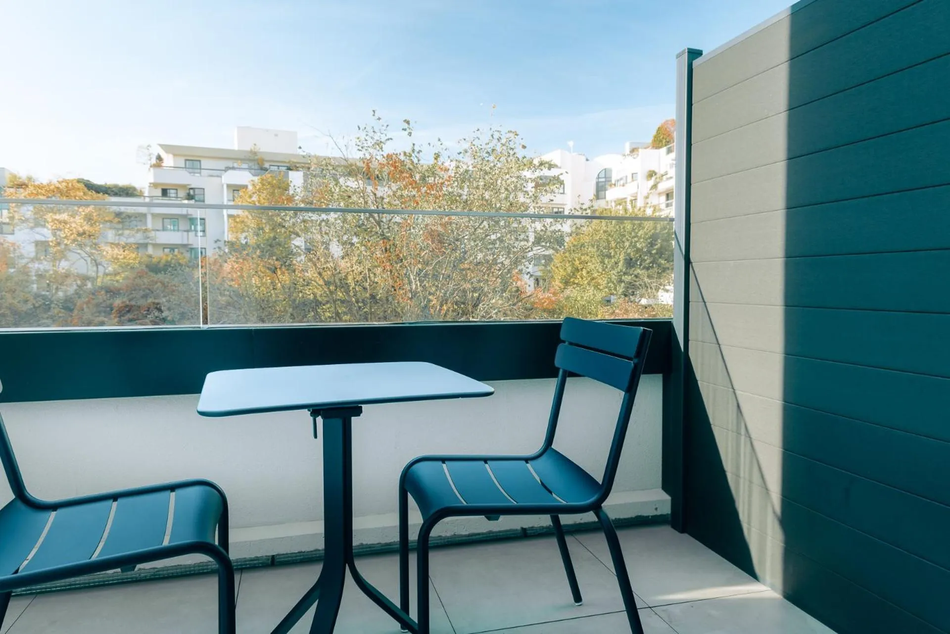 Balcony/Terrace in Novotel Paris Suresnes Longchamp