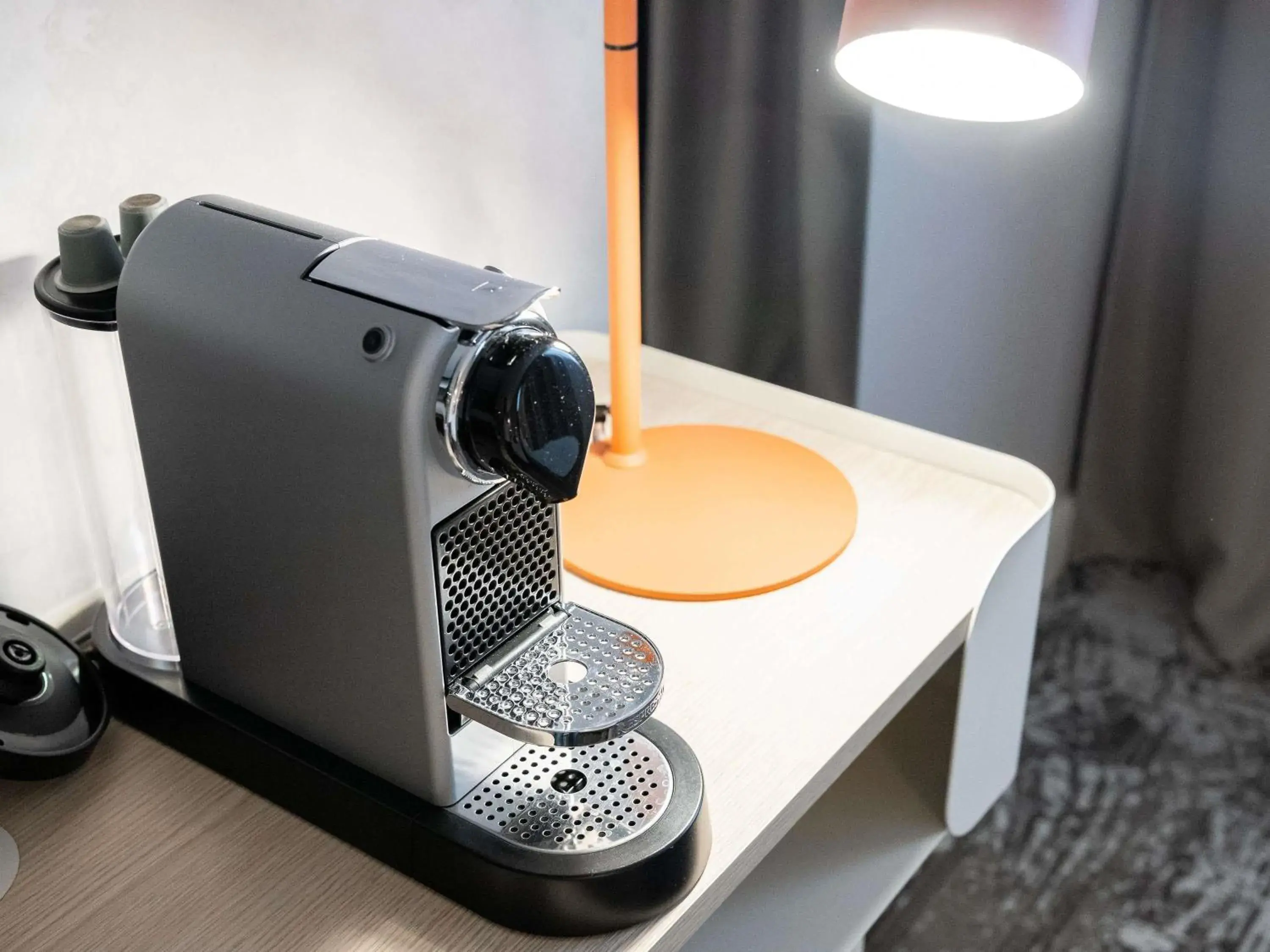 Executive Queen Room With Sofa Bed in Novotel Paris 13 Porte d'Italie Executive Queen Room With Sofa Bed in Novotel Paris 13 Porte d'Italie