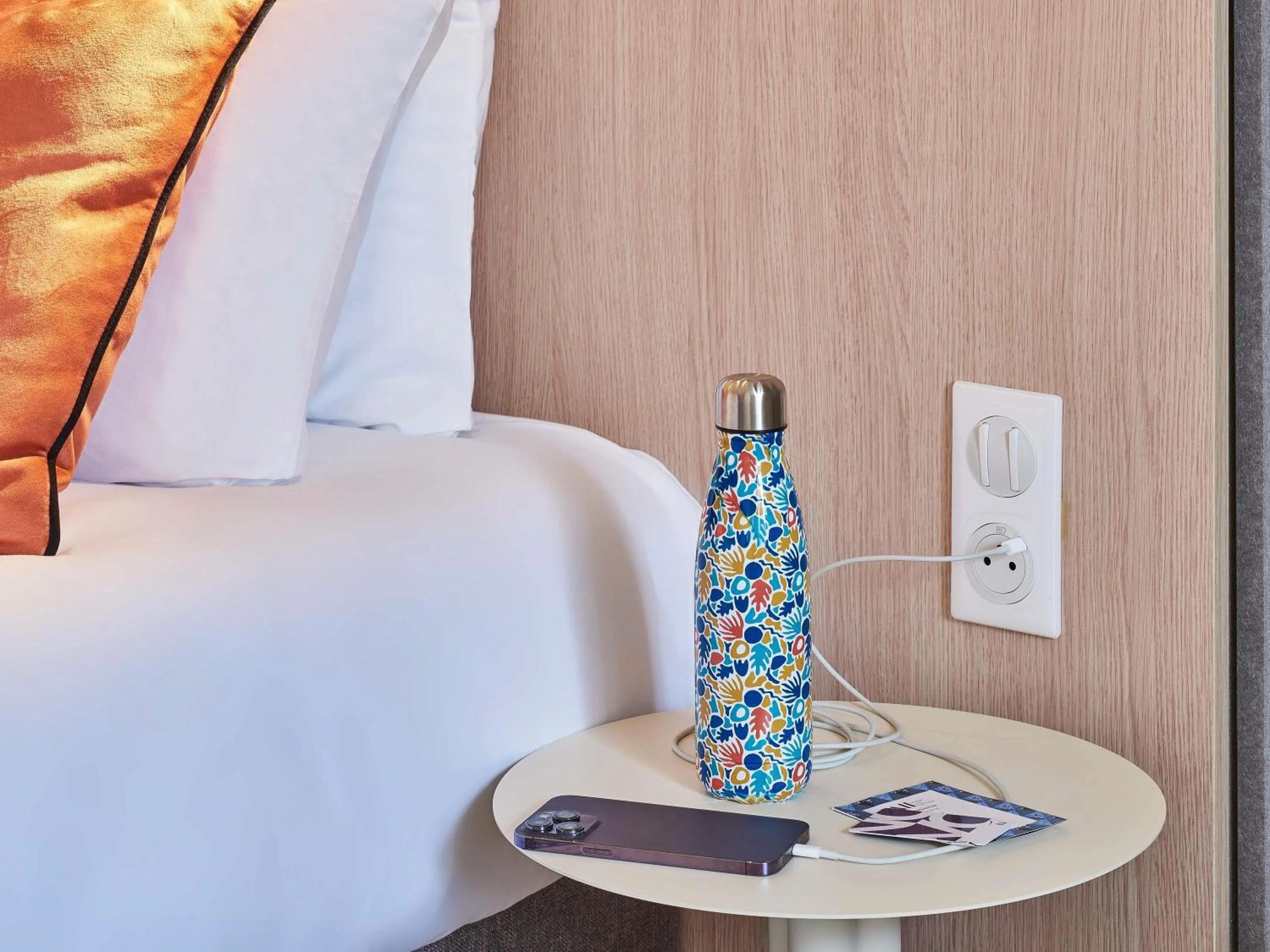 Bedroom, Bed in Novotel Paris 13 Porte d'Italie