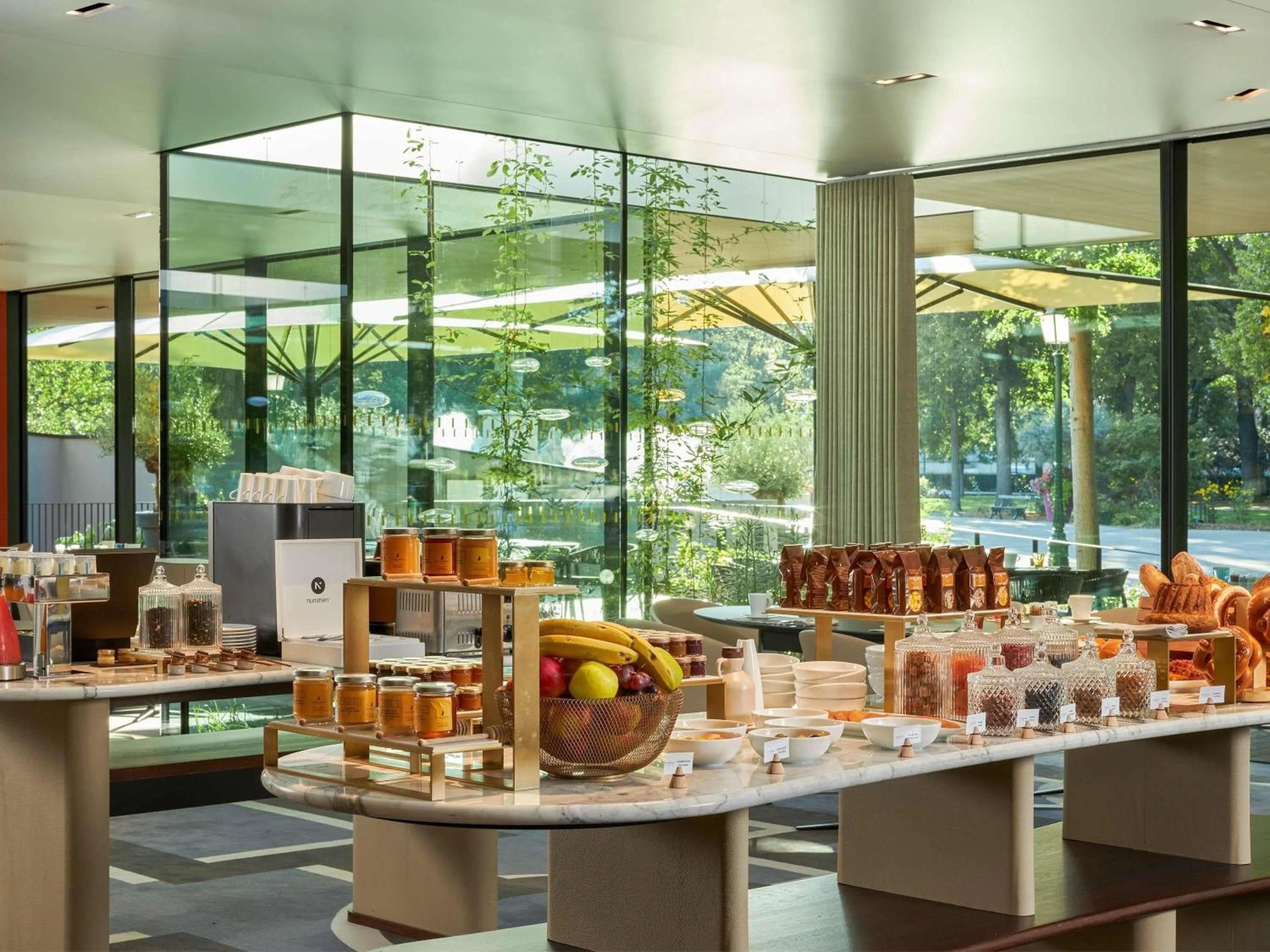 Breakfast in L'Esquisse Hotel & Spa Colmar - MGallery Collection