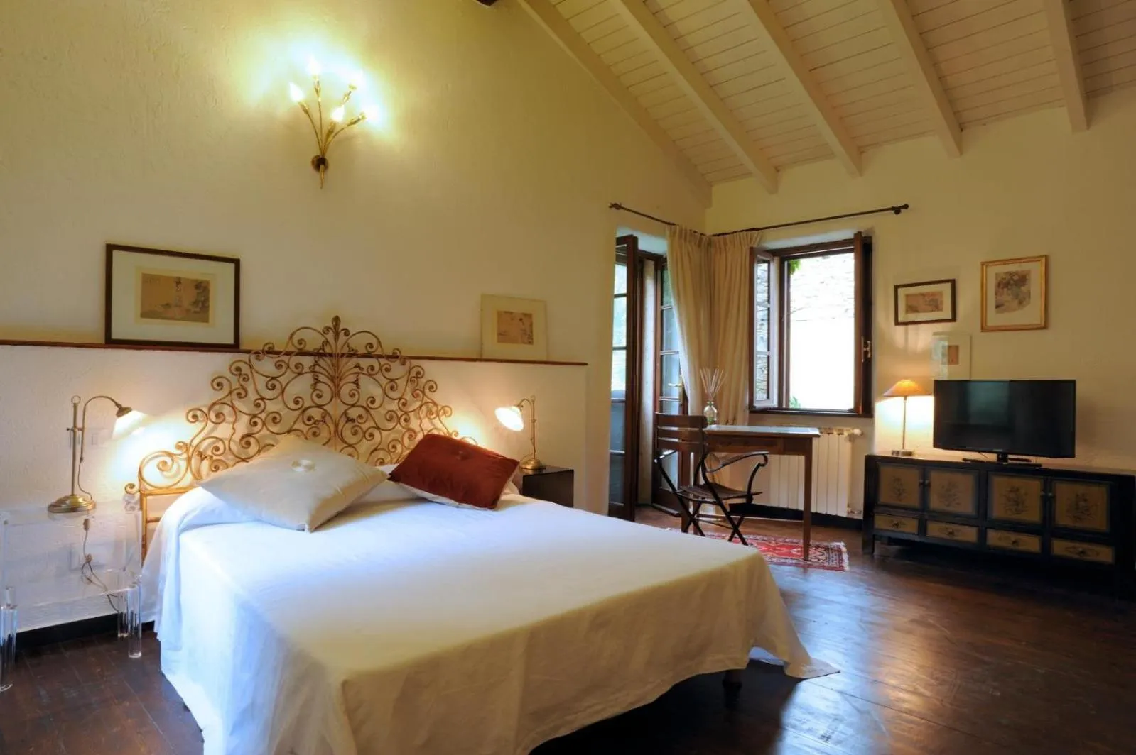 Bedroom, Bed in Borgata Cantone Country House B&B