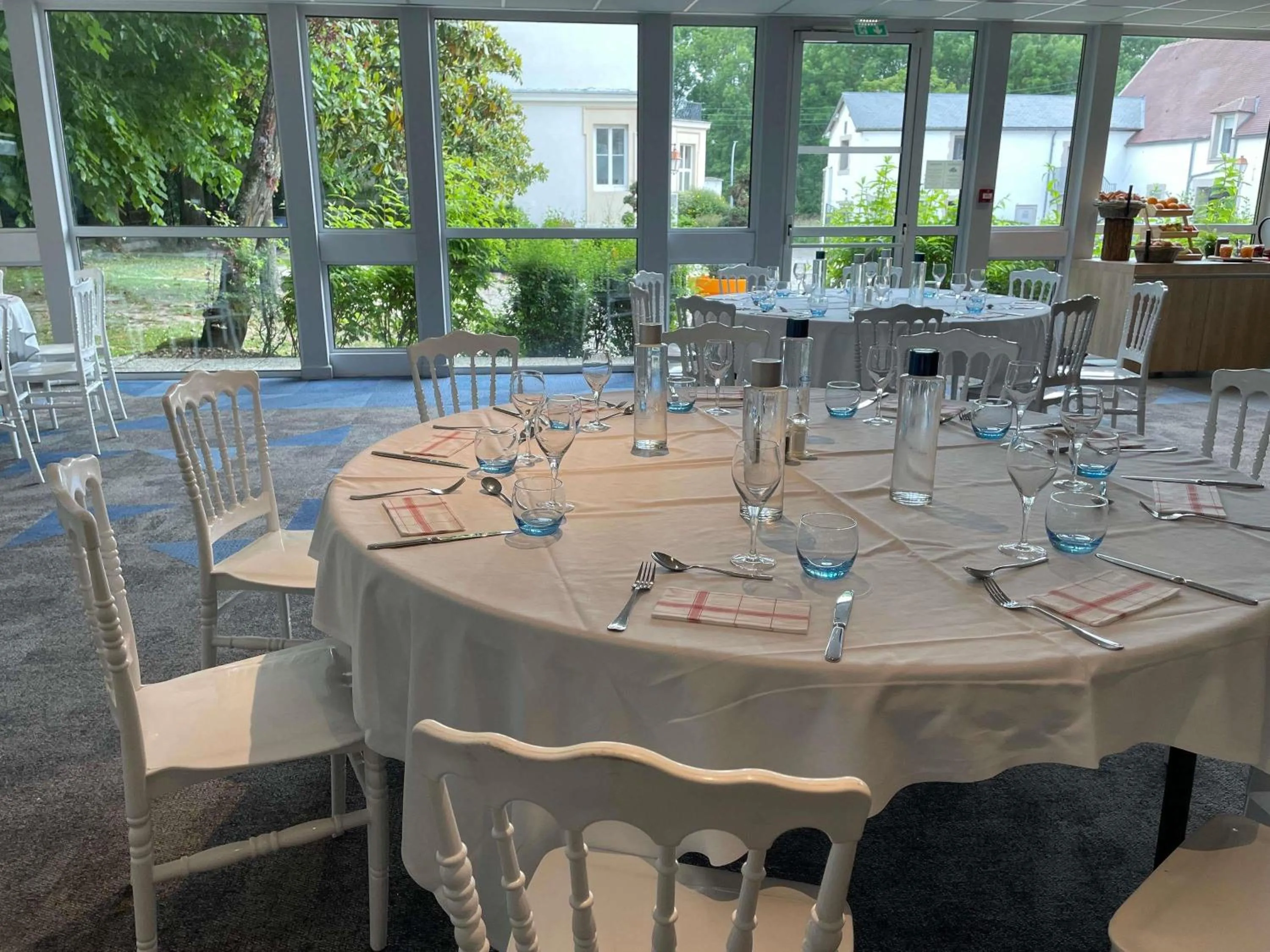 wedding in Novotel Saclay