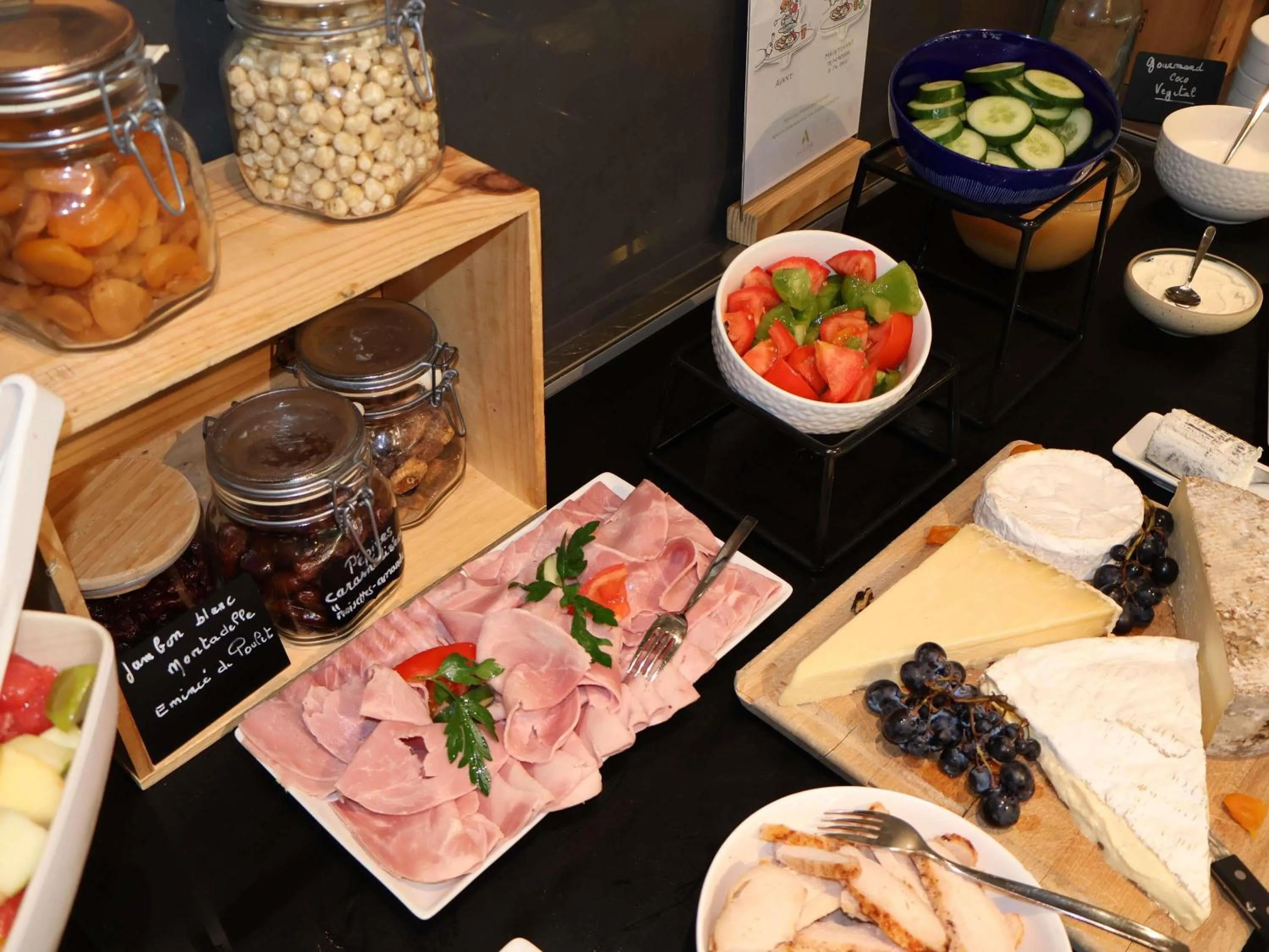 Breakfast in Novotel Saclay