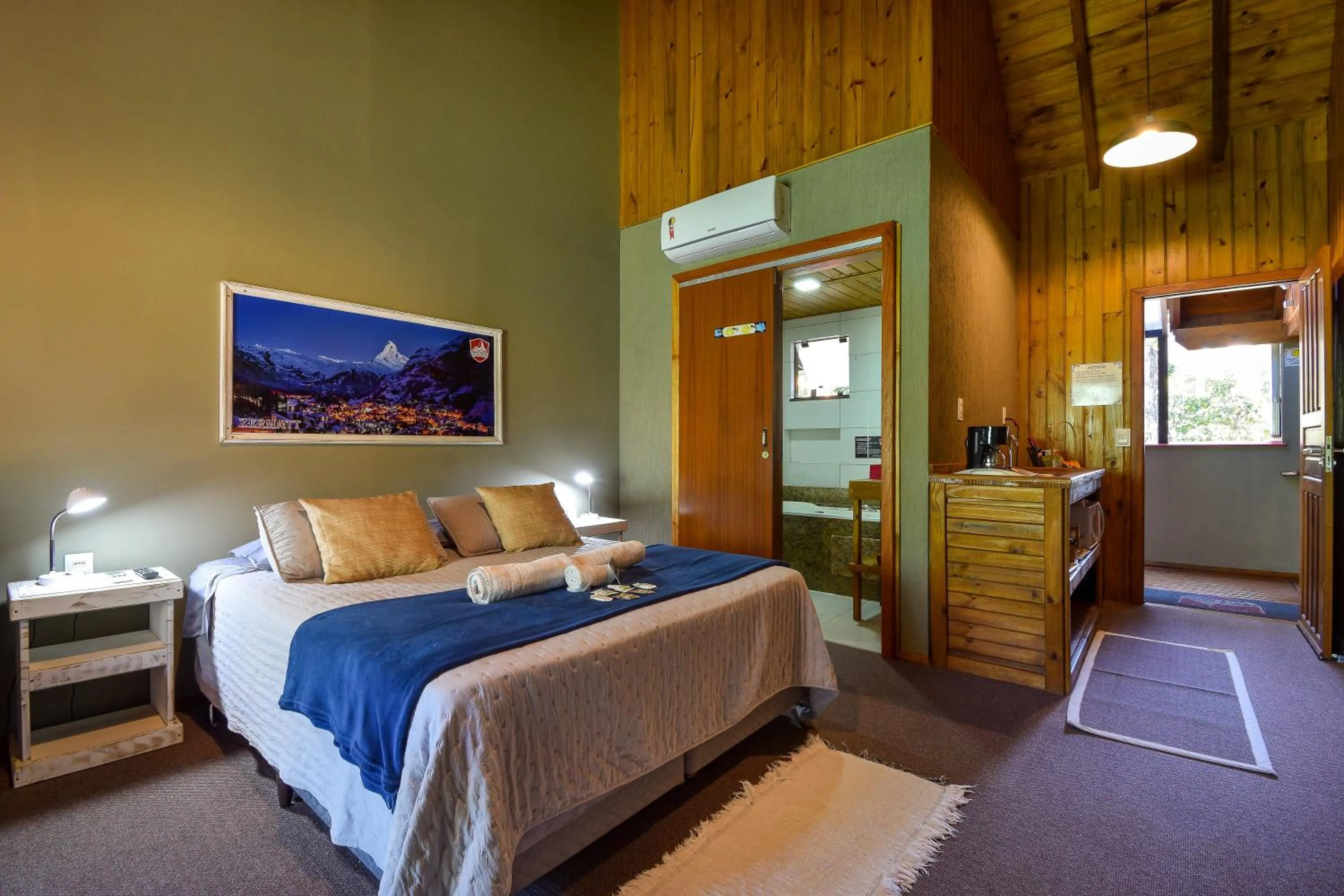 Bed in Pousada Chalé Suiço Bombinhas