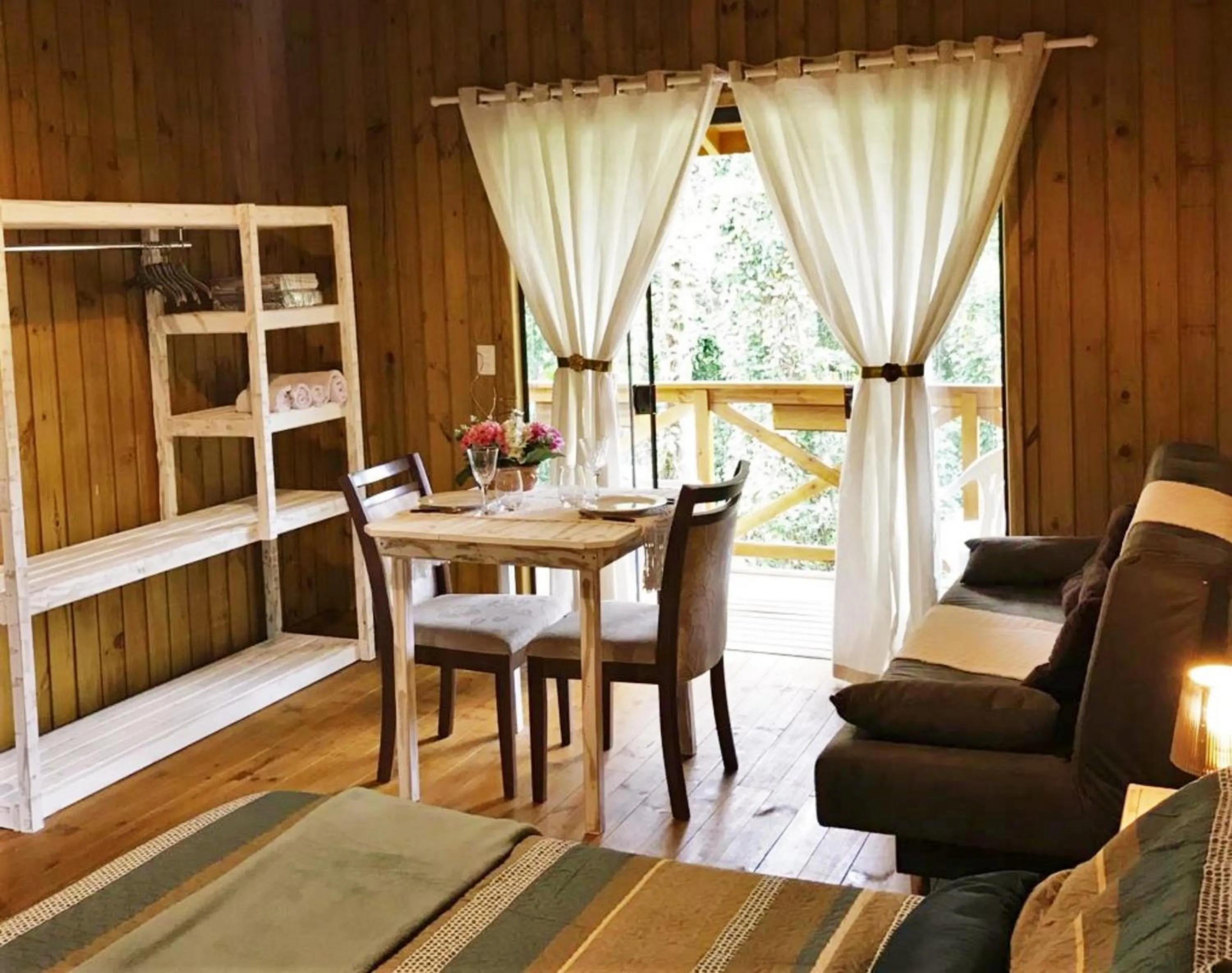 Dining area in Pousada Chalé Suiço Bombinhas