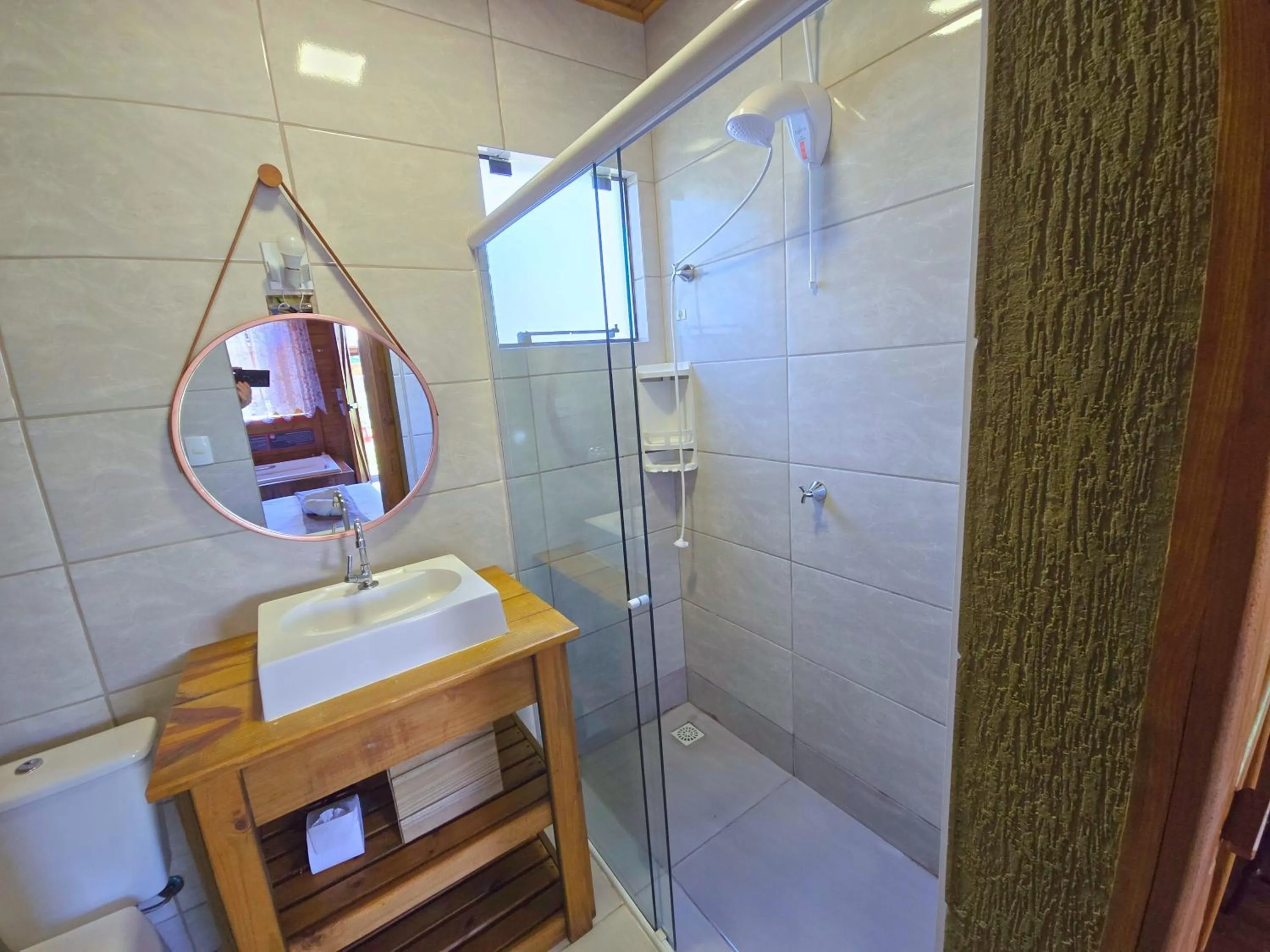 Shower in Chalé Suiço Bombinhas