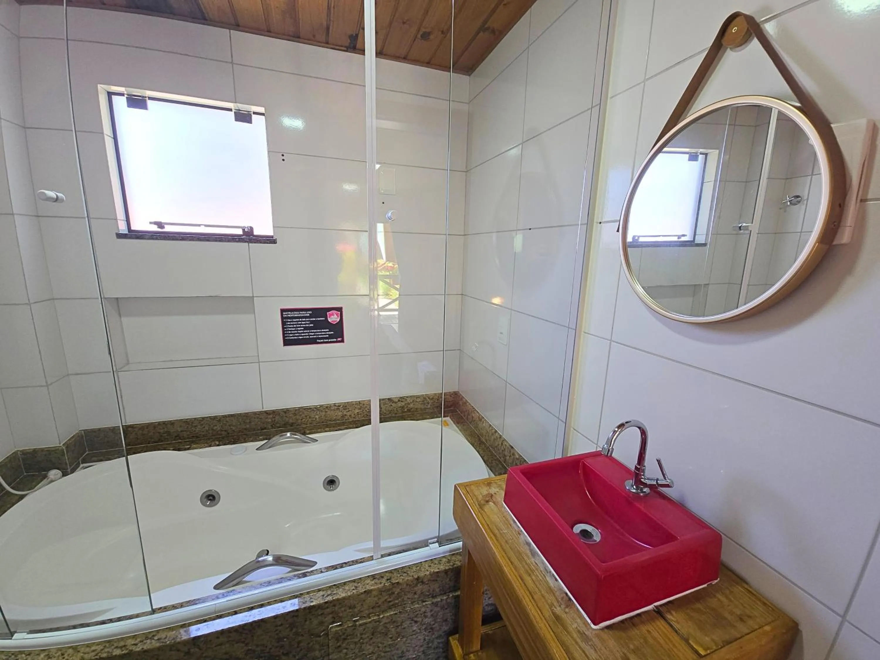 Shower in Chalé Suiço Bombinhas