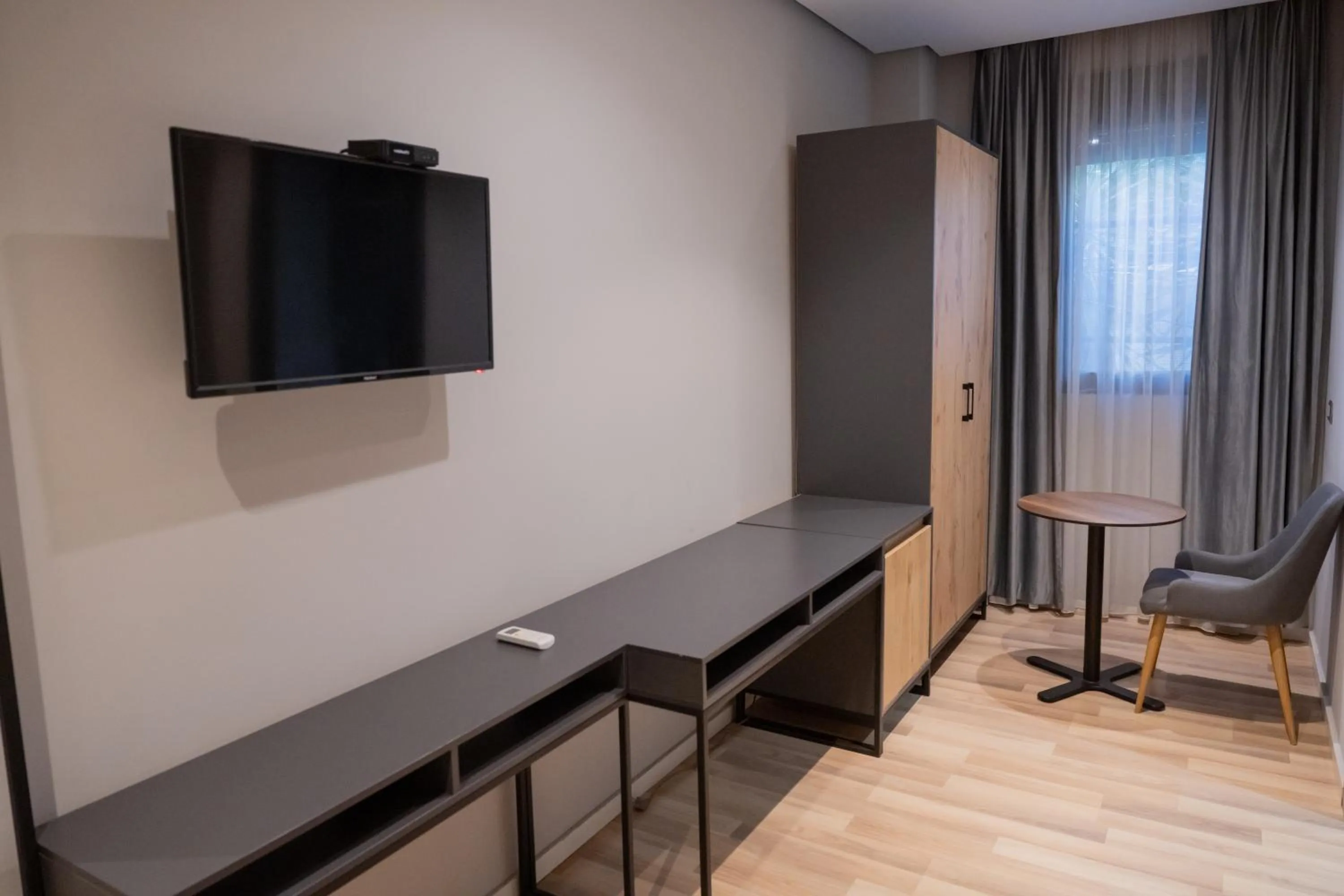 TV and multimedia in Center Boutique Hotel