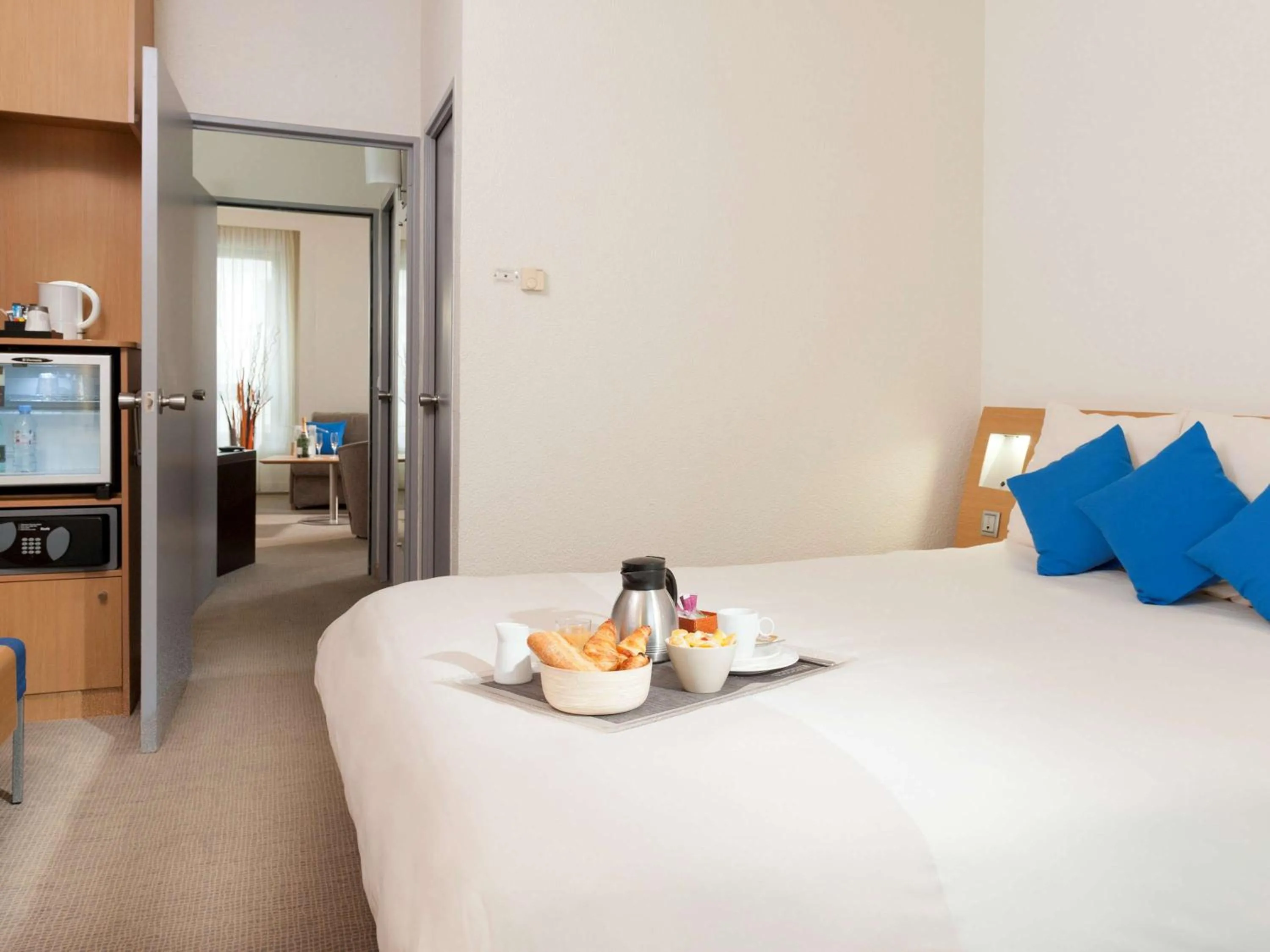 Other, Bed in Novotel Paris Rueil Malmaison