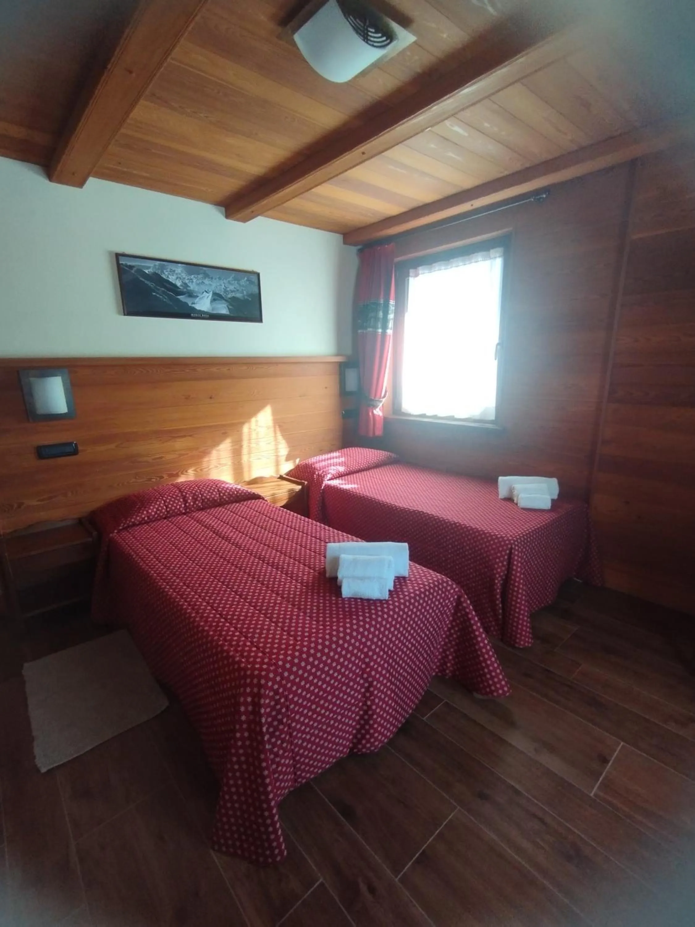 Bedroom, Bed in Villa Americana Chambres d'Hotes