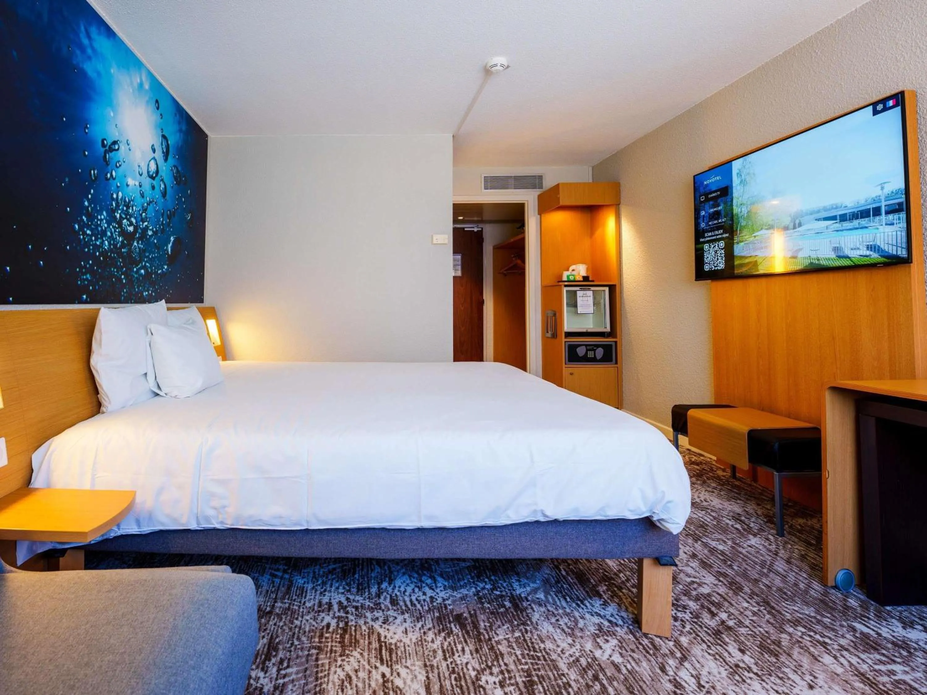 Bedroom, Bed in Novotel Saint Avold