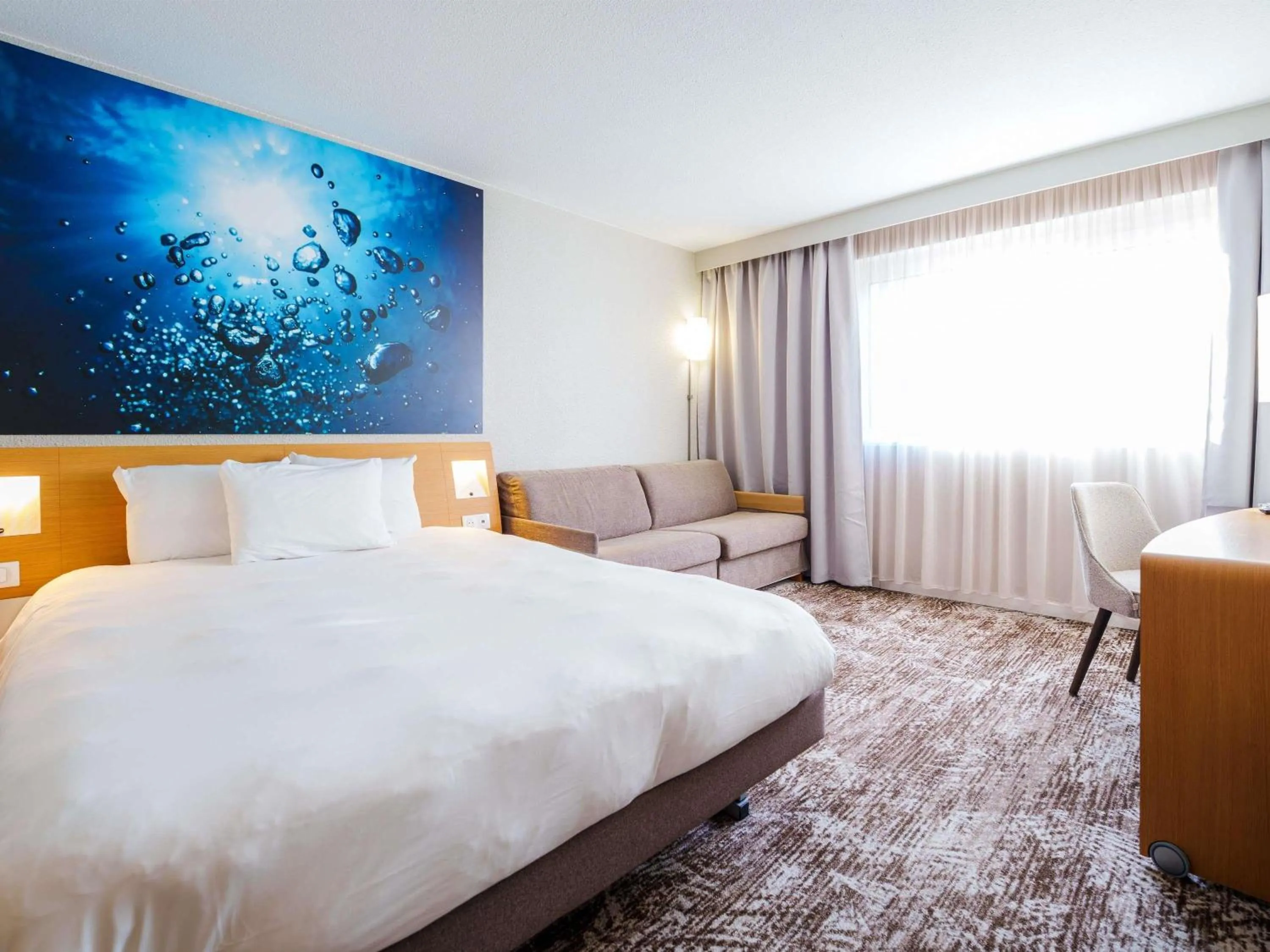 Bedroom, Bed in Novotel Saint Avold