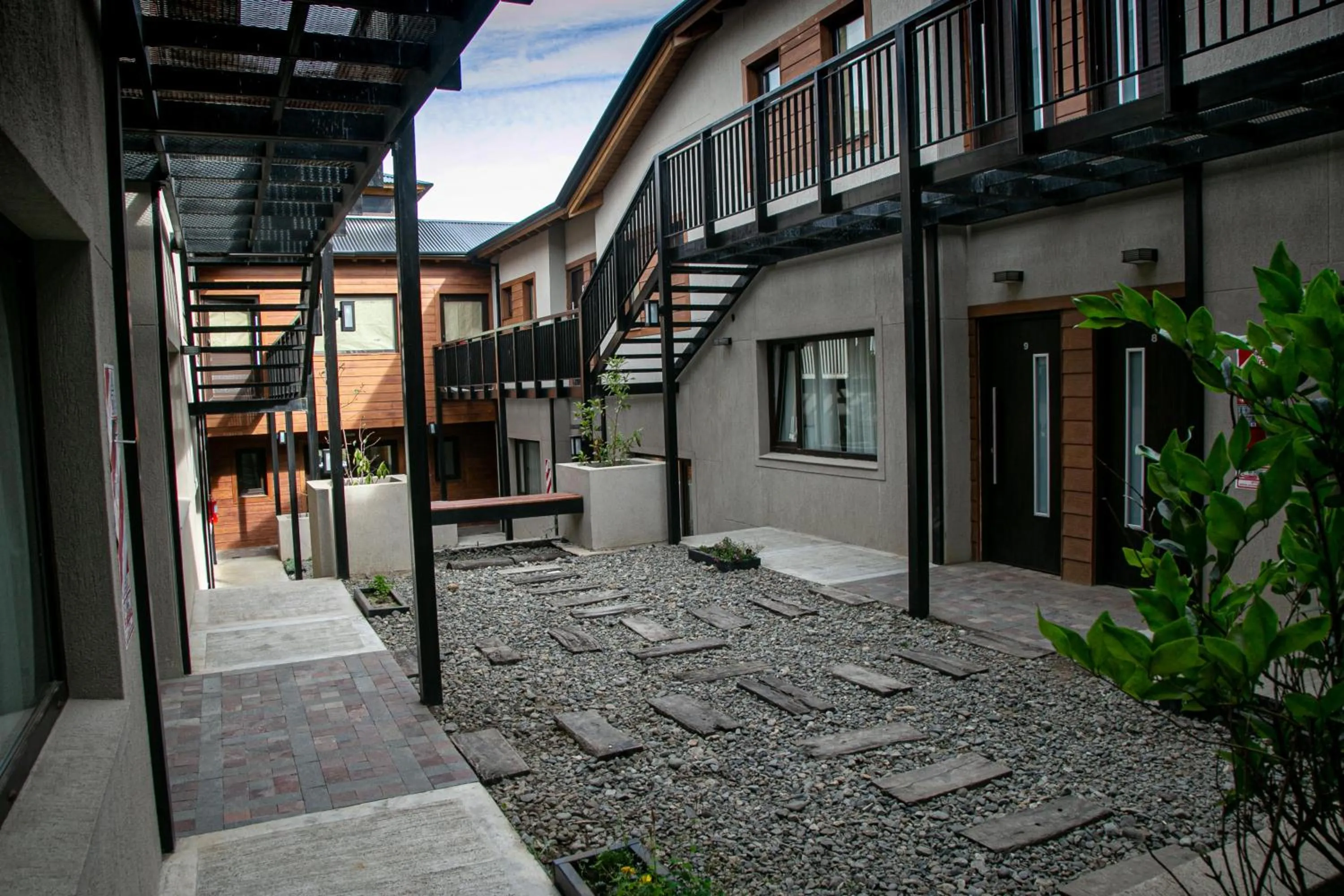 Property building in Senderos Aparts & Suites