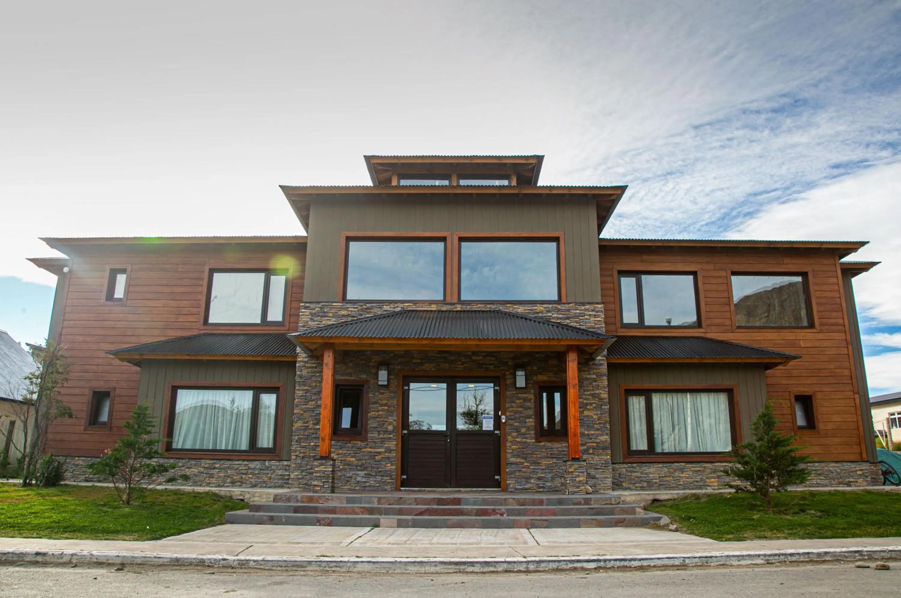 Senderos Aparts & Suites