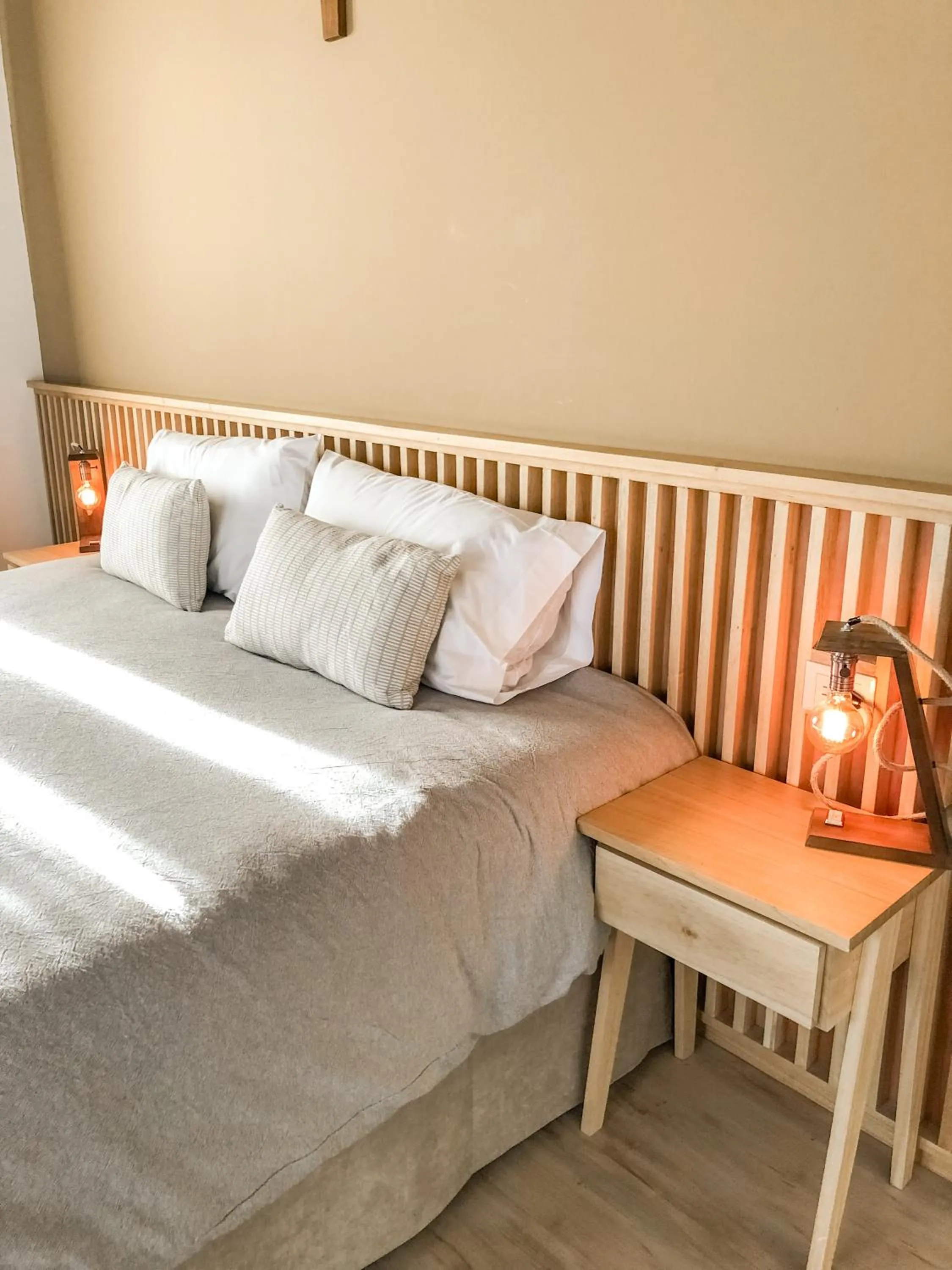 Bed in Senderos Aparts & Suites