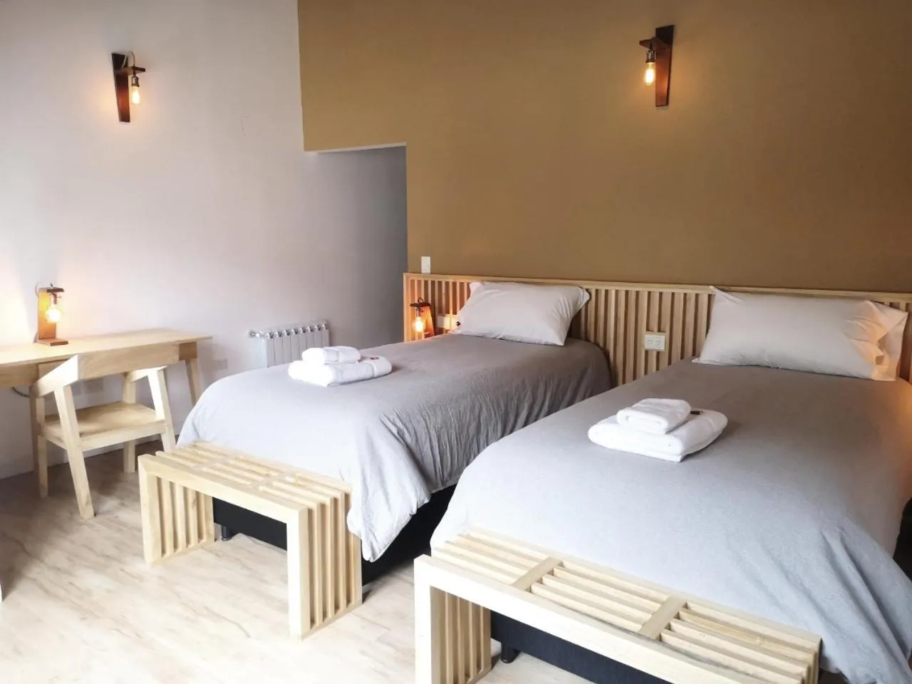 Bed in Senderos Aparts & Suites