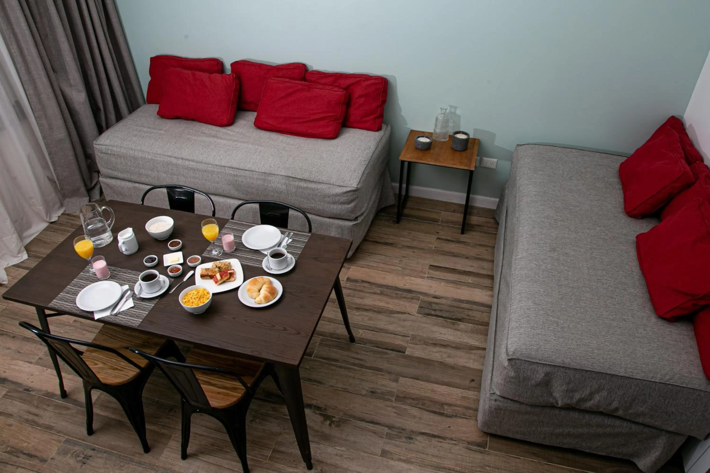 Senderos Aparts & Suites