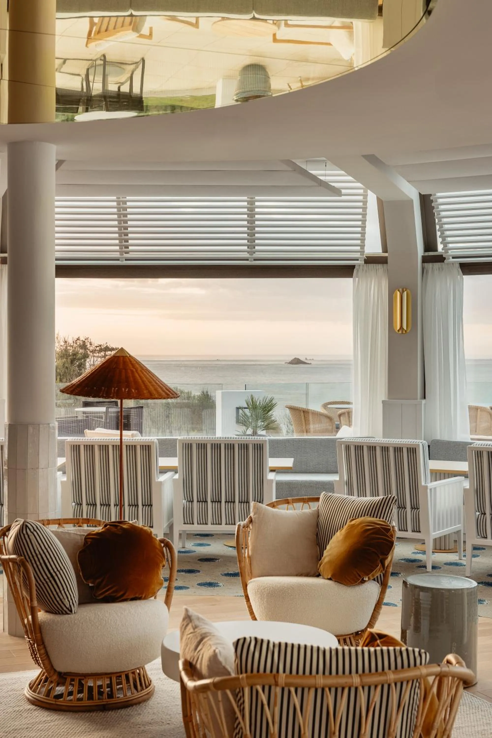 Lounge or bar in Emeria Dinard Thalasso Spa