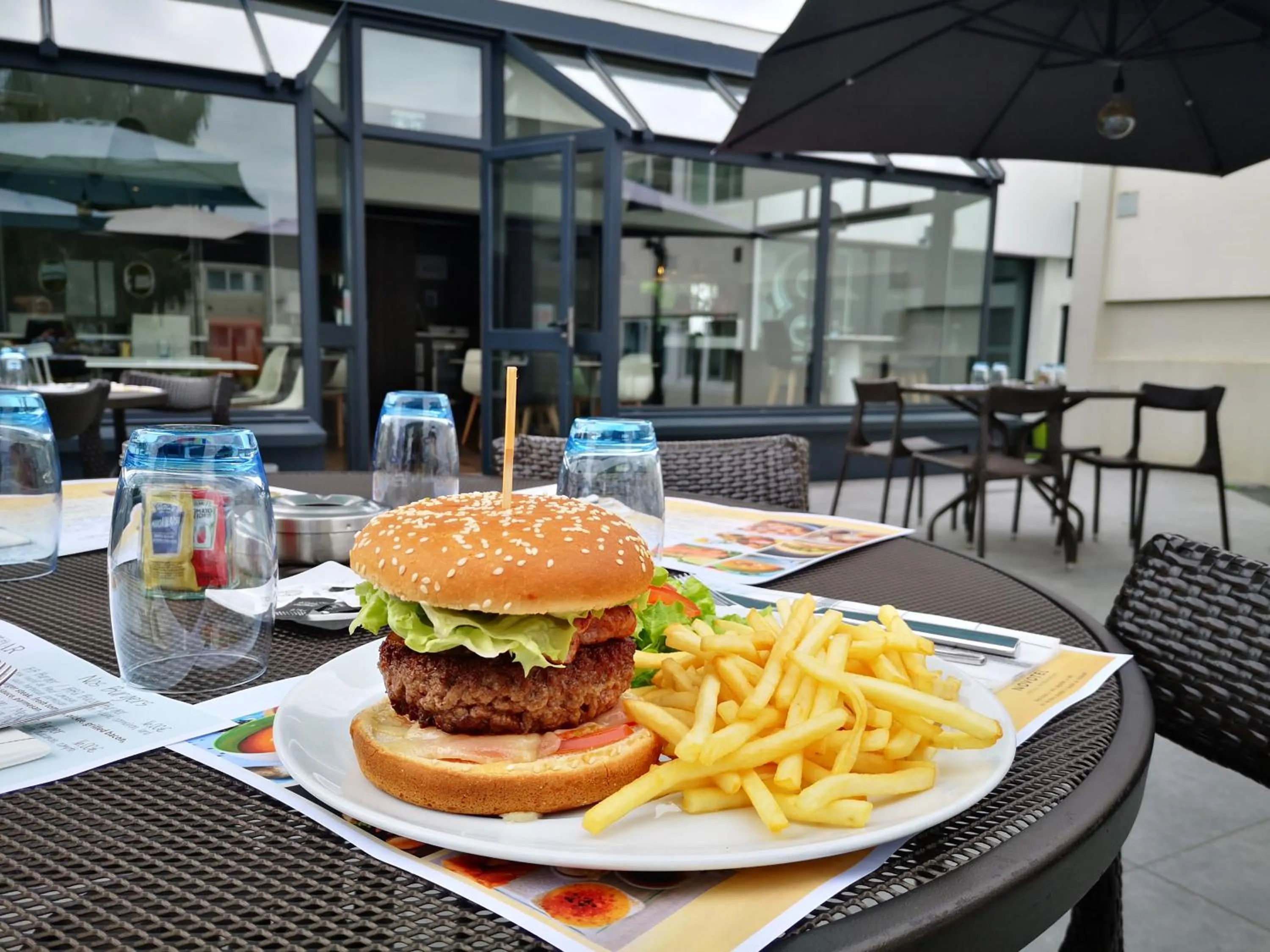 Food and drinks in Novotel Roissy Saint Witz