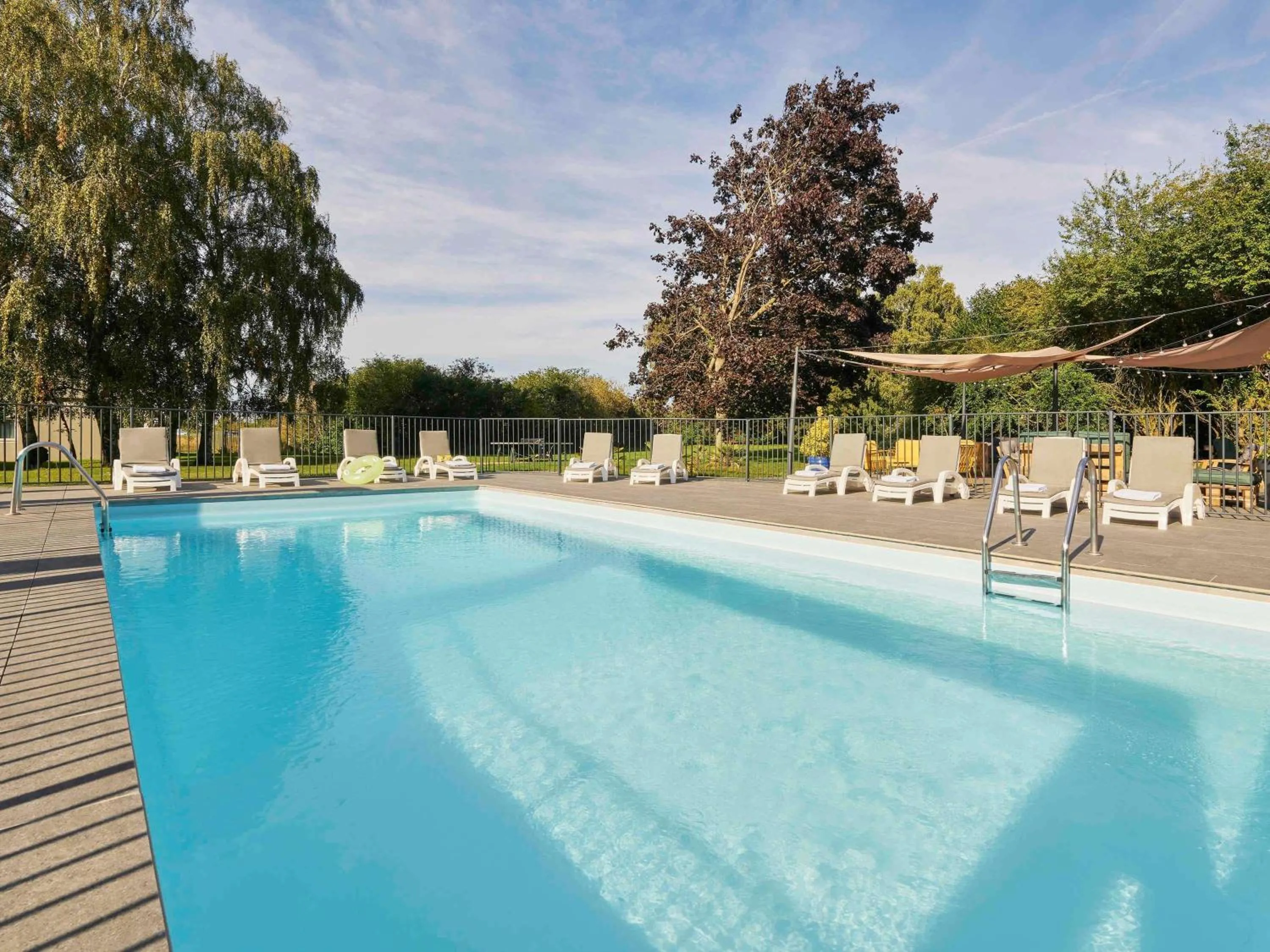 Property building in Novotel Roissy Saint Witz