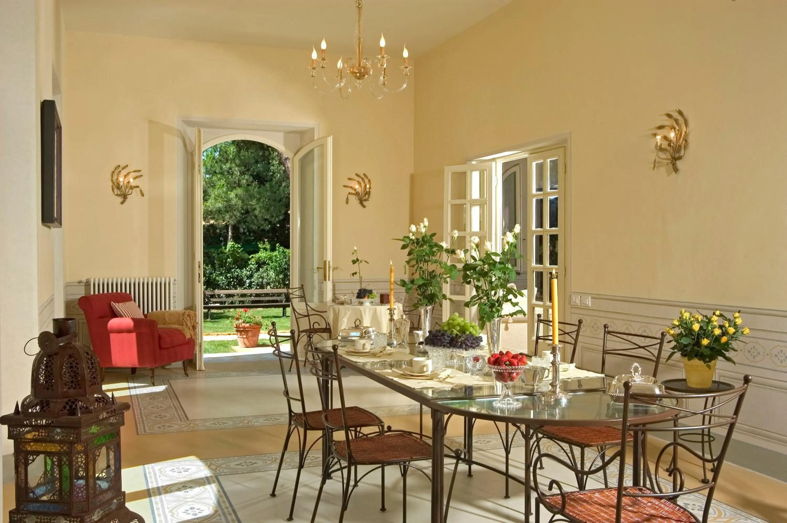 Communal lounge/ TV room in Villa Signori