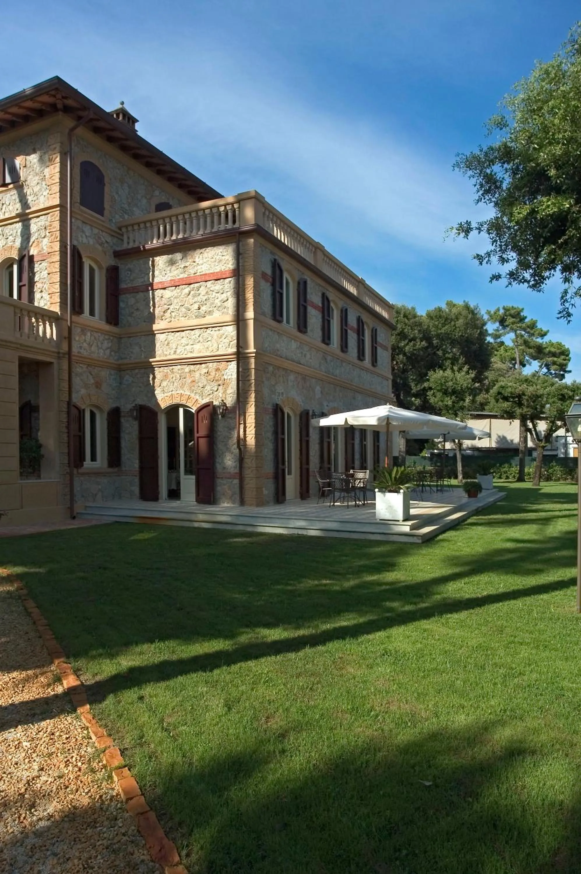 Property building in Villa Signori