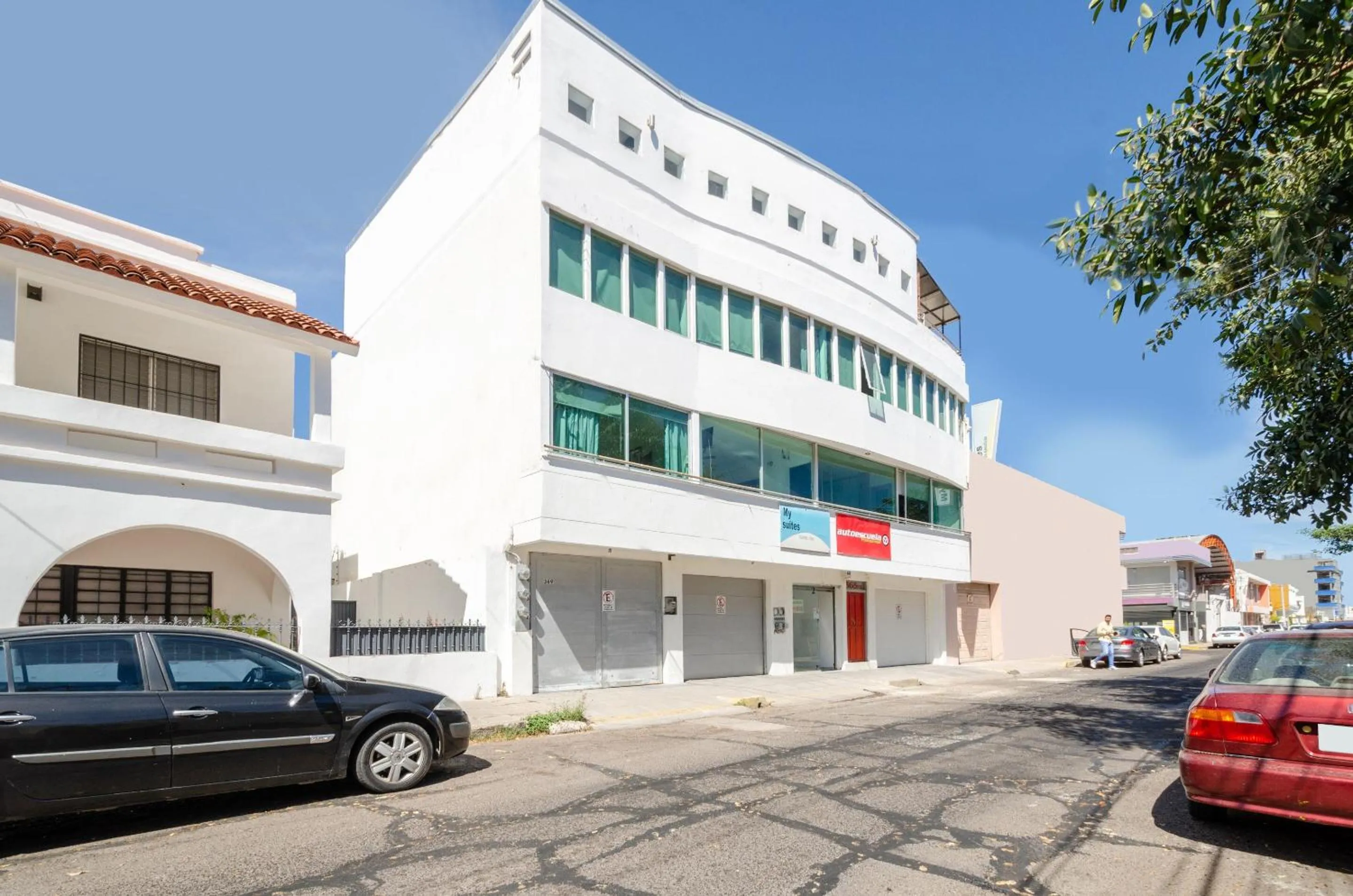 Facade/entrance in My Suite Ejecutiva