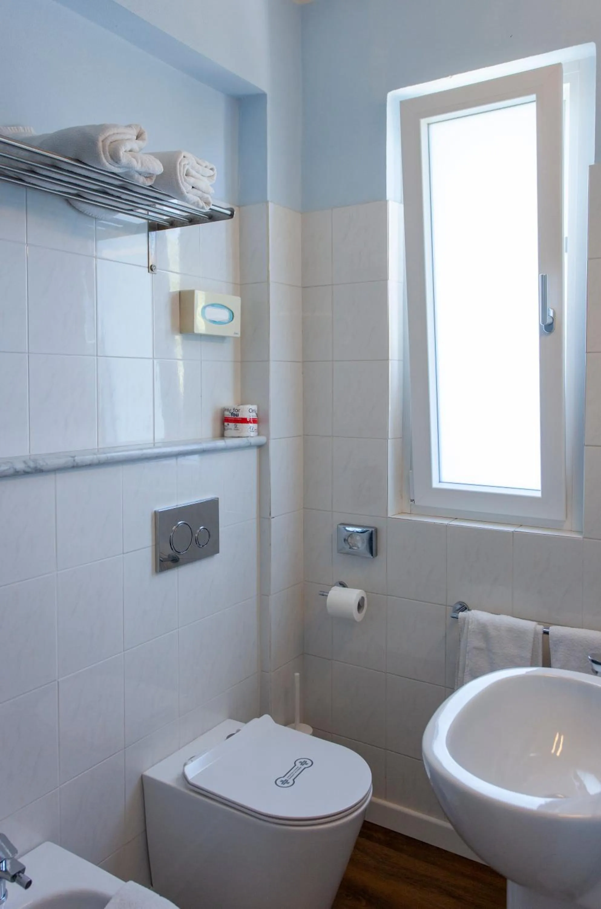 Shower in Hotel Tarabella