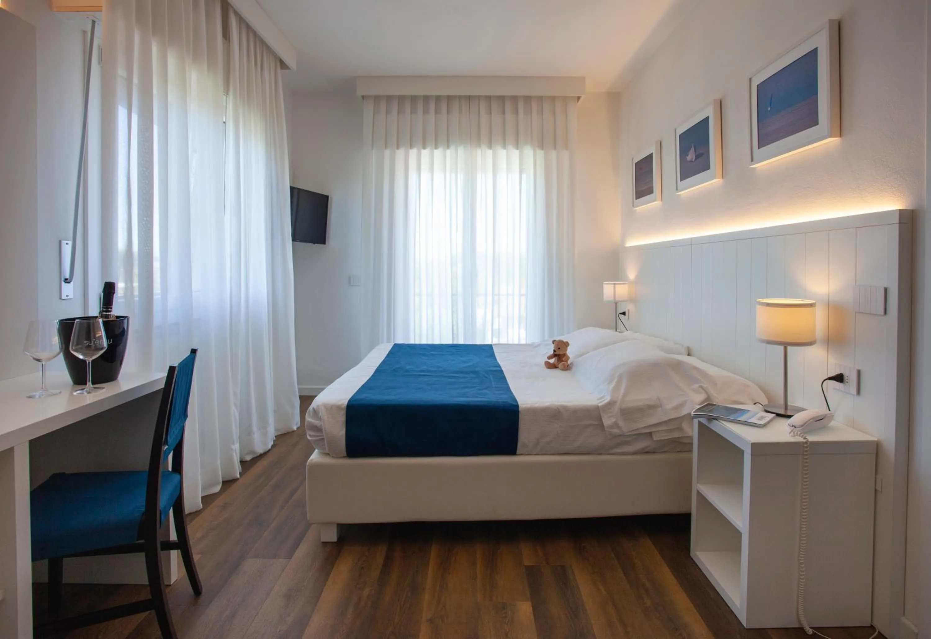 Bed in Hotel Tarabella