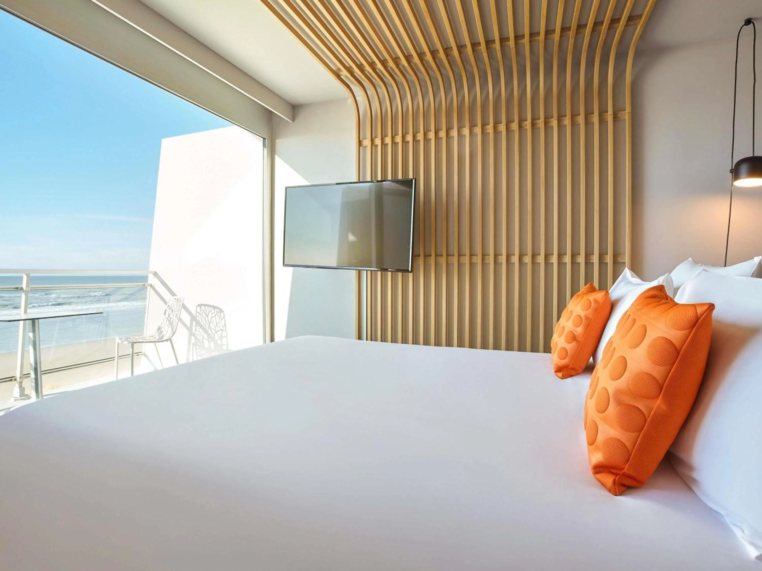 Bedroom, Bed in Novotel Thalassa Le Touquet