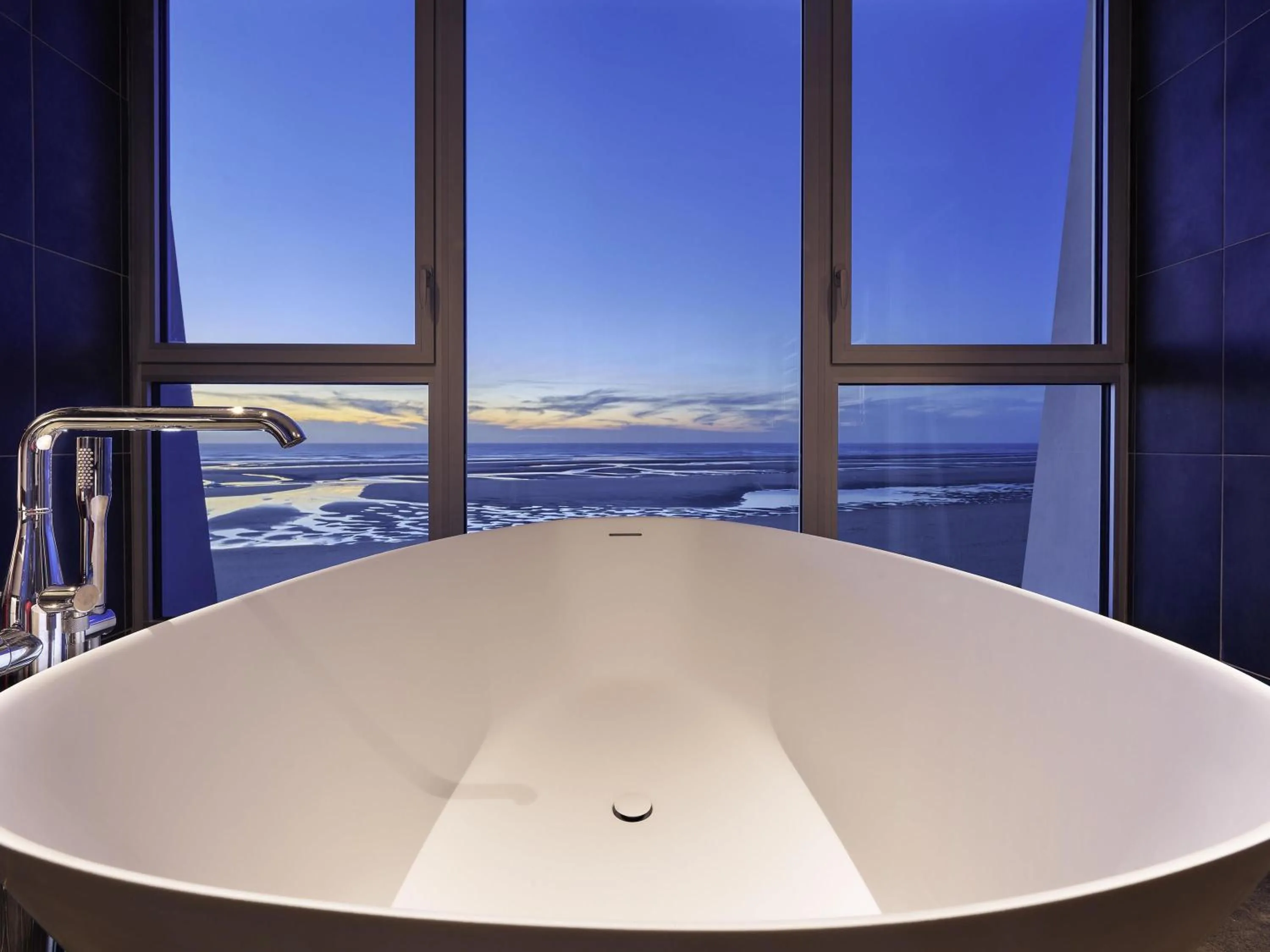 Bedroom in Novotel Thalassa Le Touquet