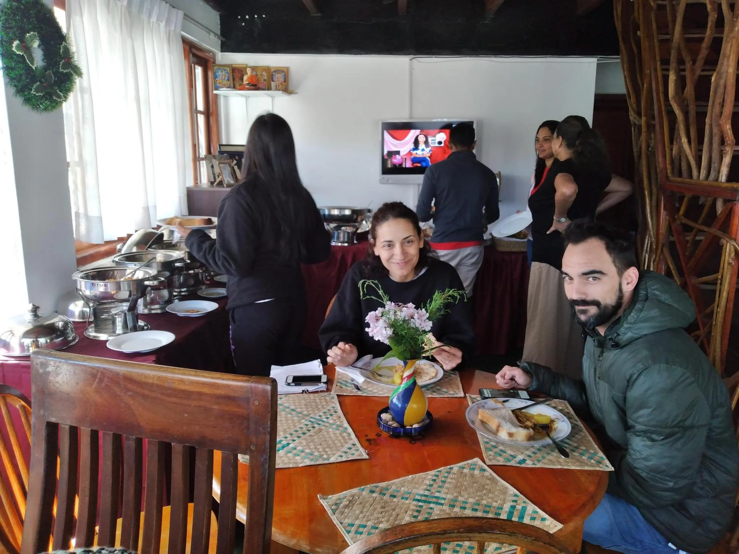 People in Eco Creations Nuwaraeliya