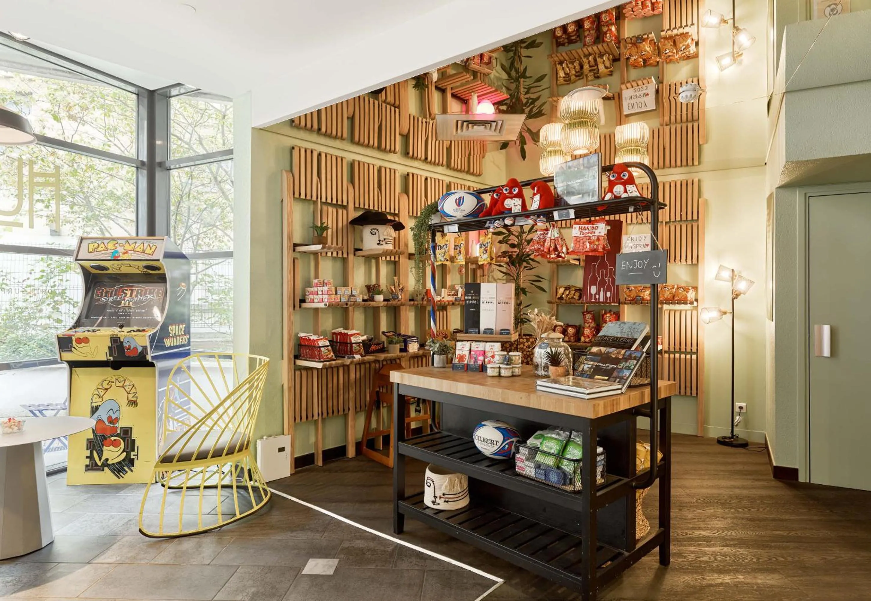 On-site shops in B&B HOME Rueil-Malmaison Gare